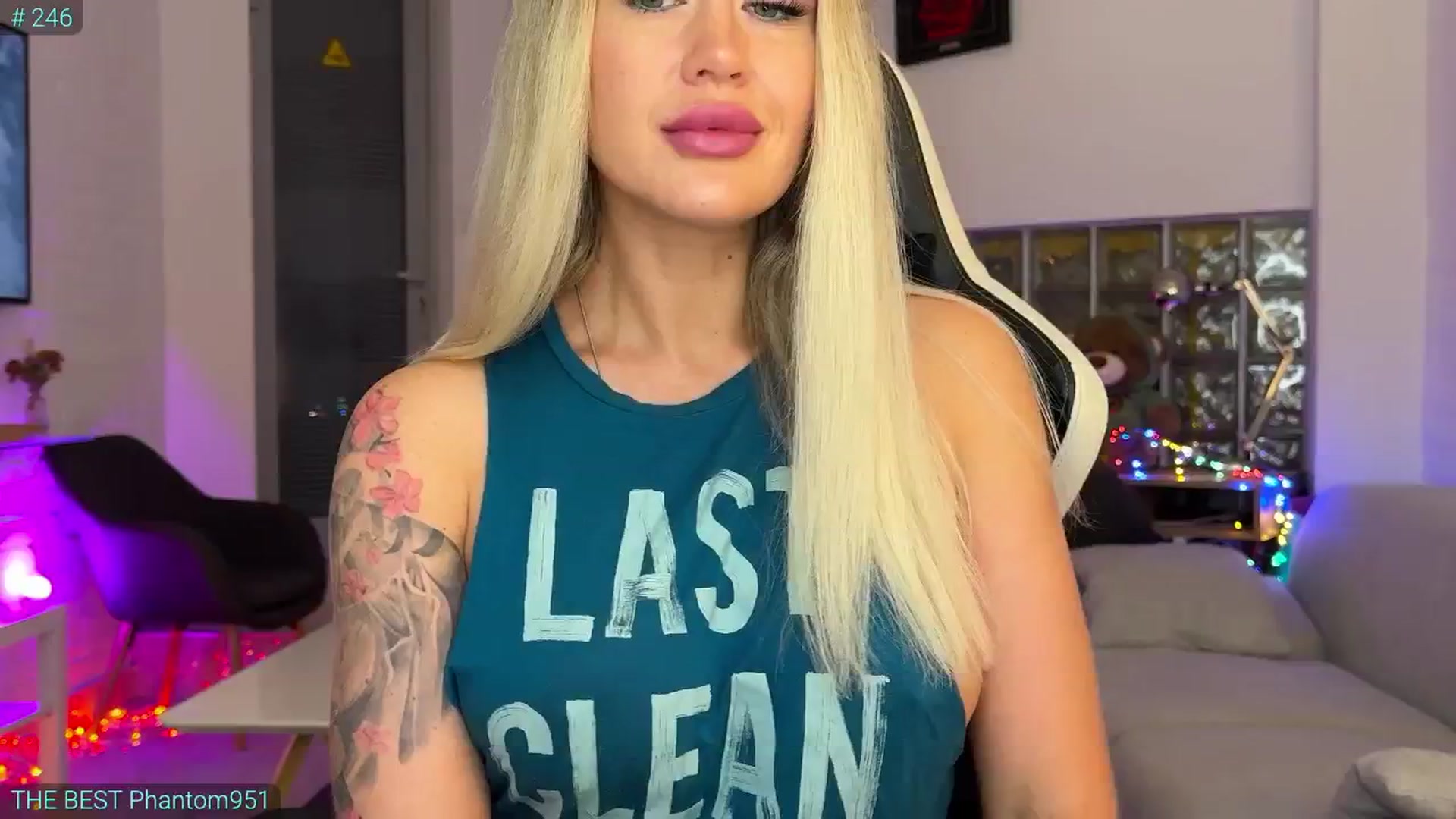 Gallery image thumbnail from AlexiAngel's myfreecams stream on, 08/30/2025, 06:19 image 18 of 20