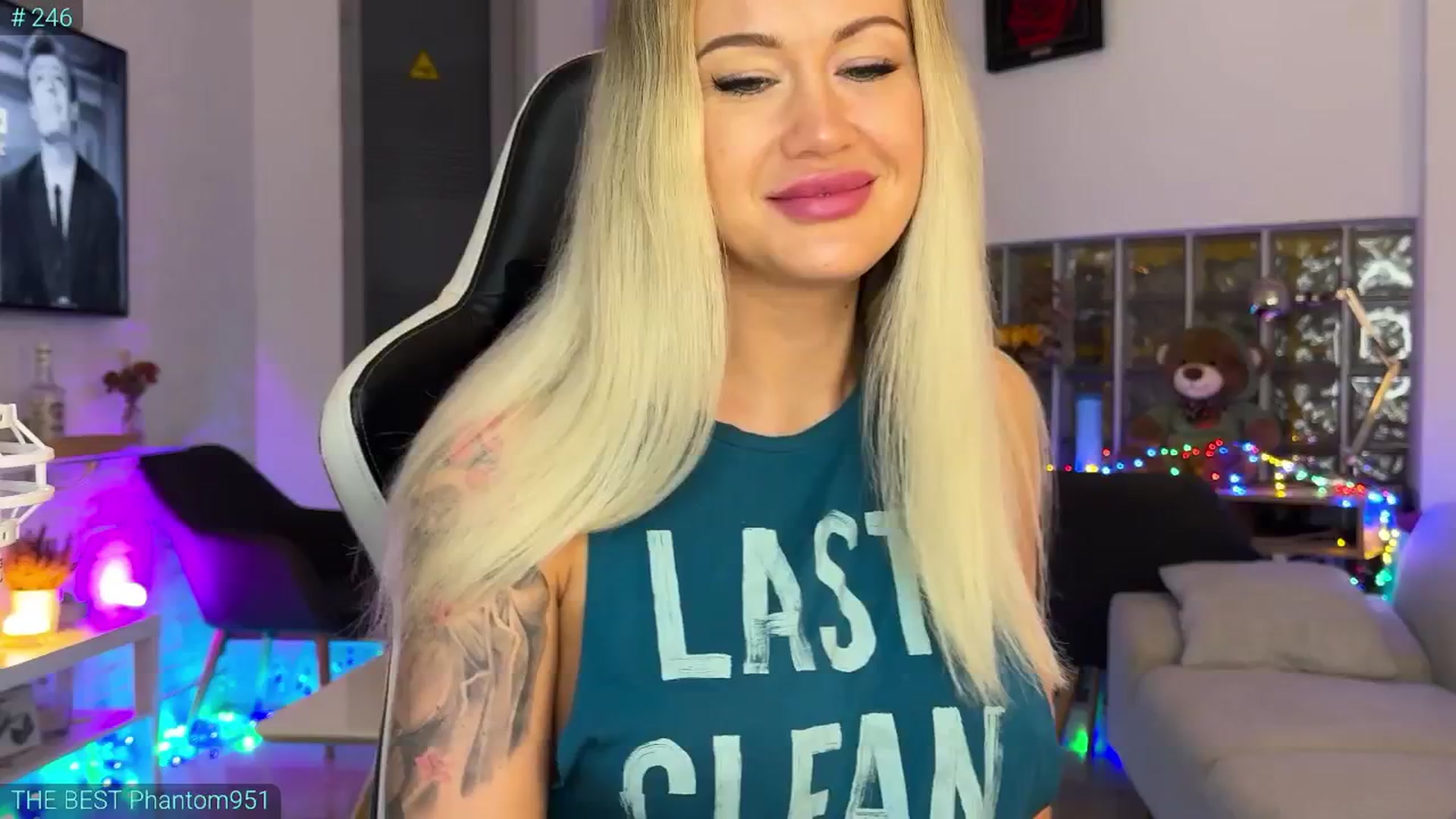 Gallery image thumbnail from AlexiAngel's myfreecams stream on, 08/30/2025, 06:19 image 14 of 20