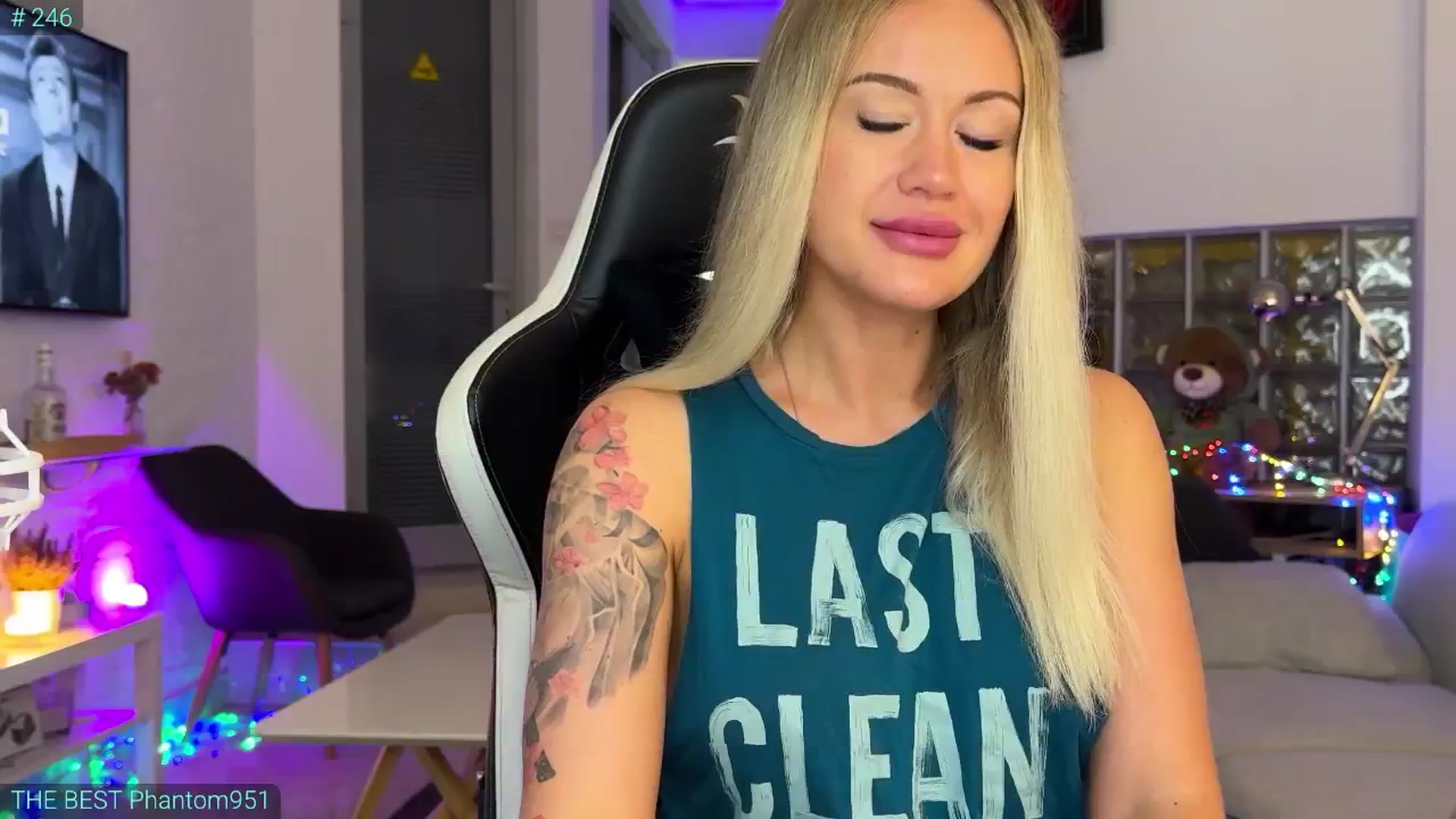 Gallery image thumbnail from AlexiAngel's myfreecams stream on, 08/30/2025, 06:19 image 6 of 20