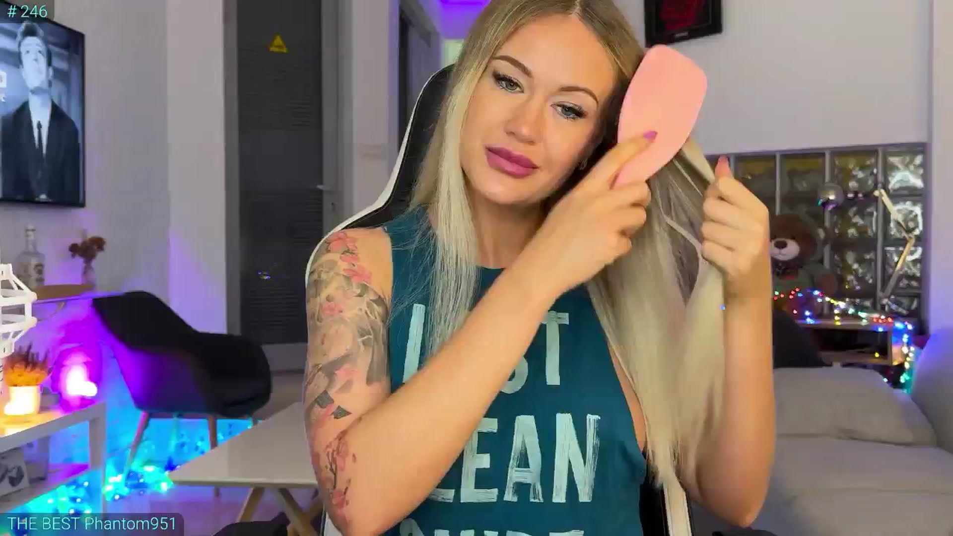 Gallery image thumbnail from AlexiAngel's myfreecams stream on, 08/30/2025, 06:19 image 9 of 20