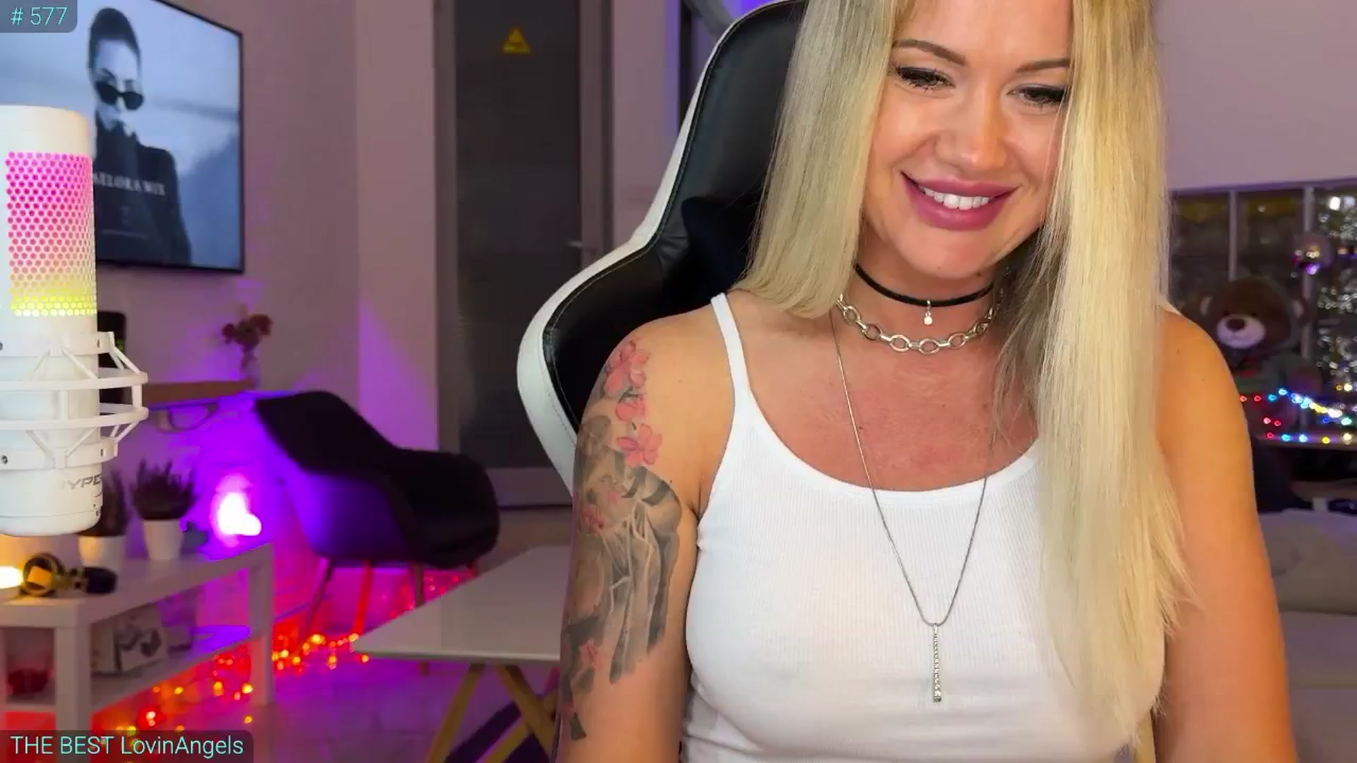 Gallery image thumbnail from AlexiAngel's myfreecams stream on, 09/02/2025, 18:20 image 19 of 20
