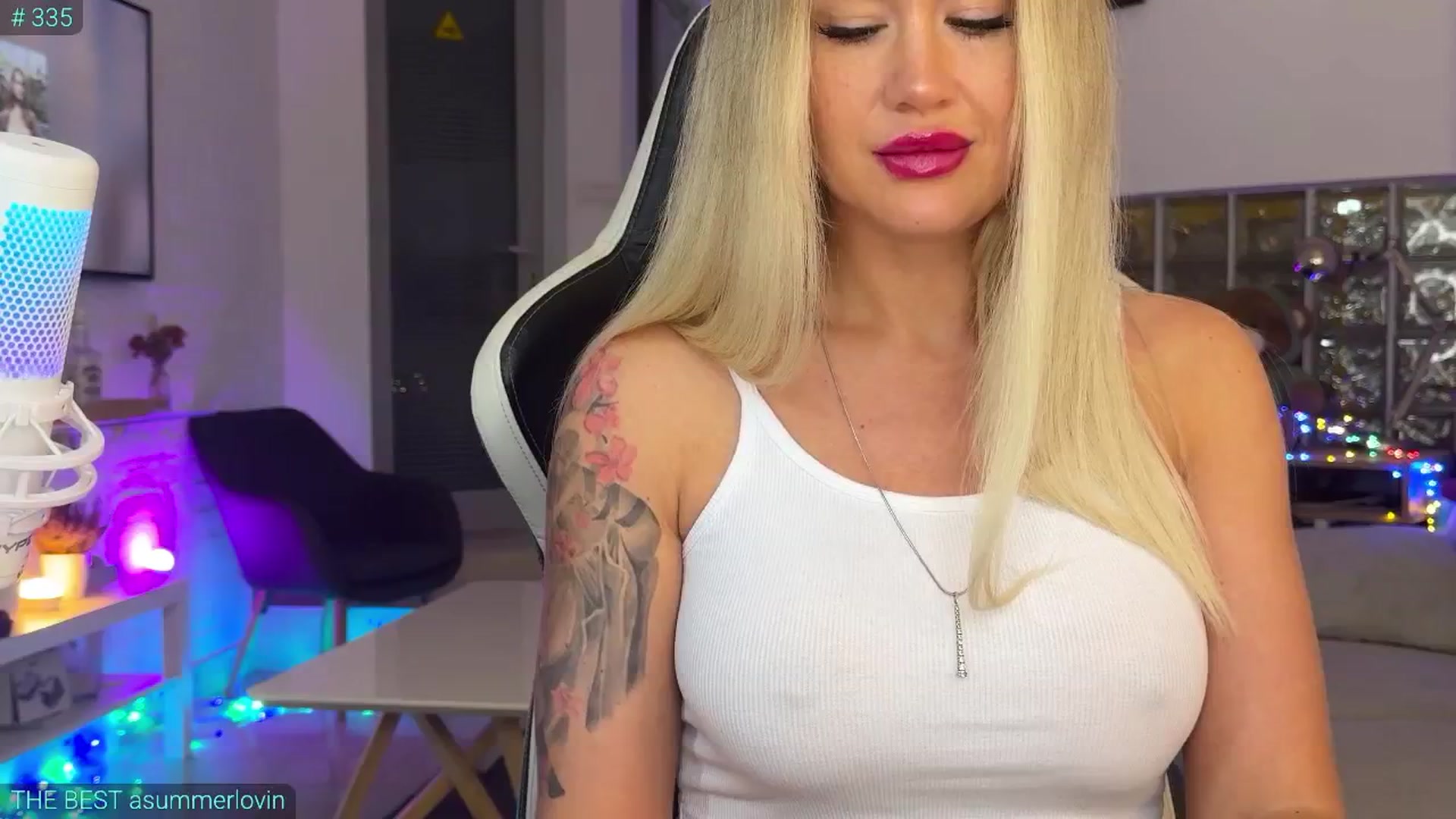 Gallery image thumbnail from AlexiAngel's myfreecams stream on, 09/11/2025, 07:02 image 18 of 20