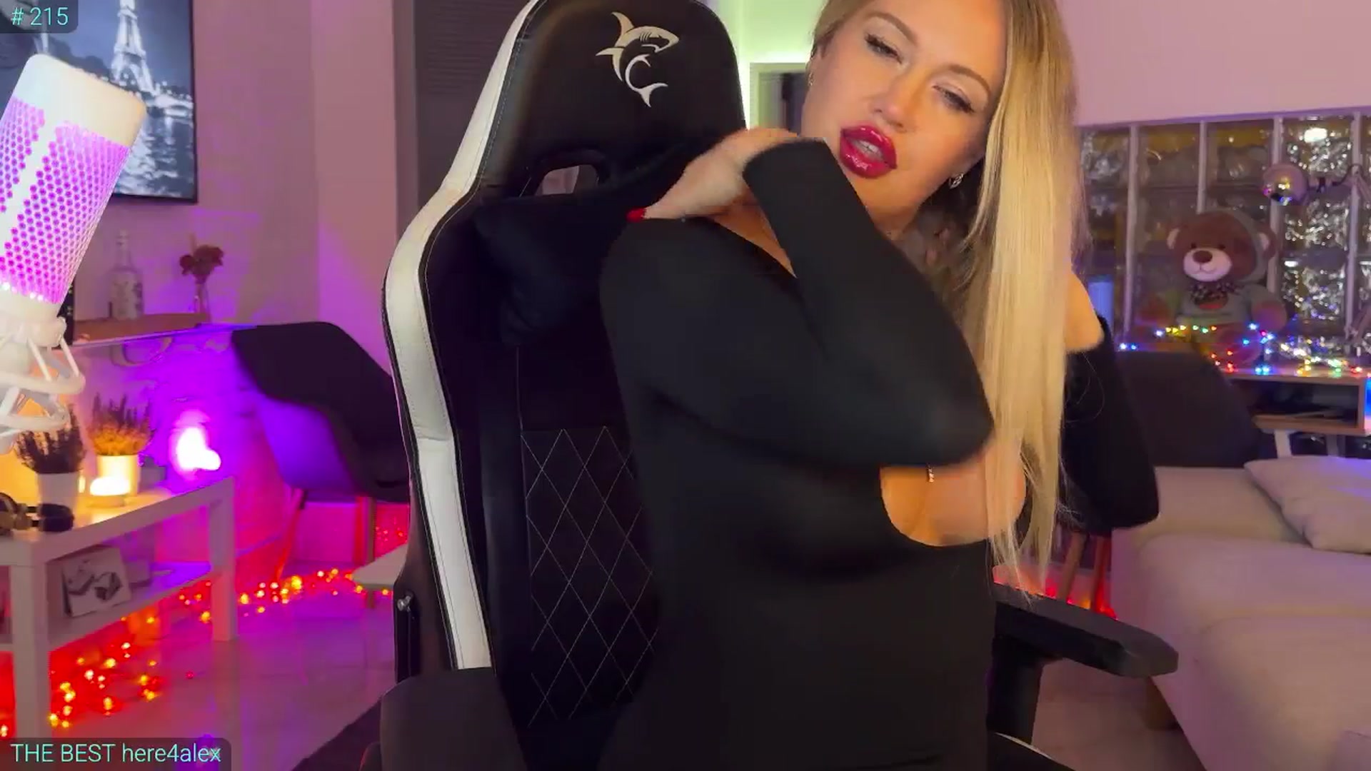 Gallery image thumbnail from AlexiAngel's myfreecams stream on, 09/26/2025, 17:58 image 14 of 20
