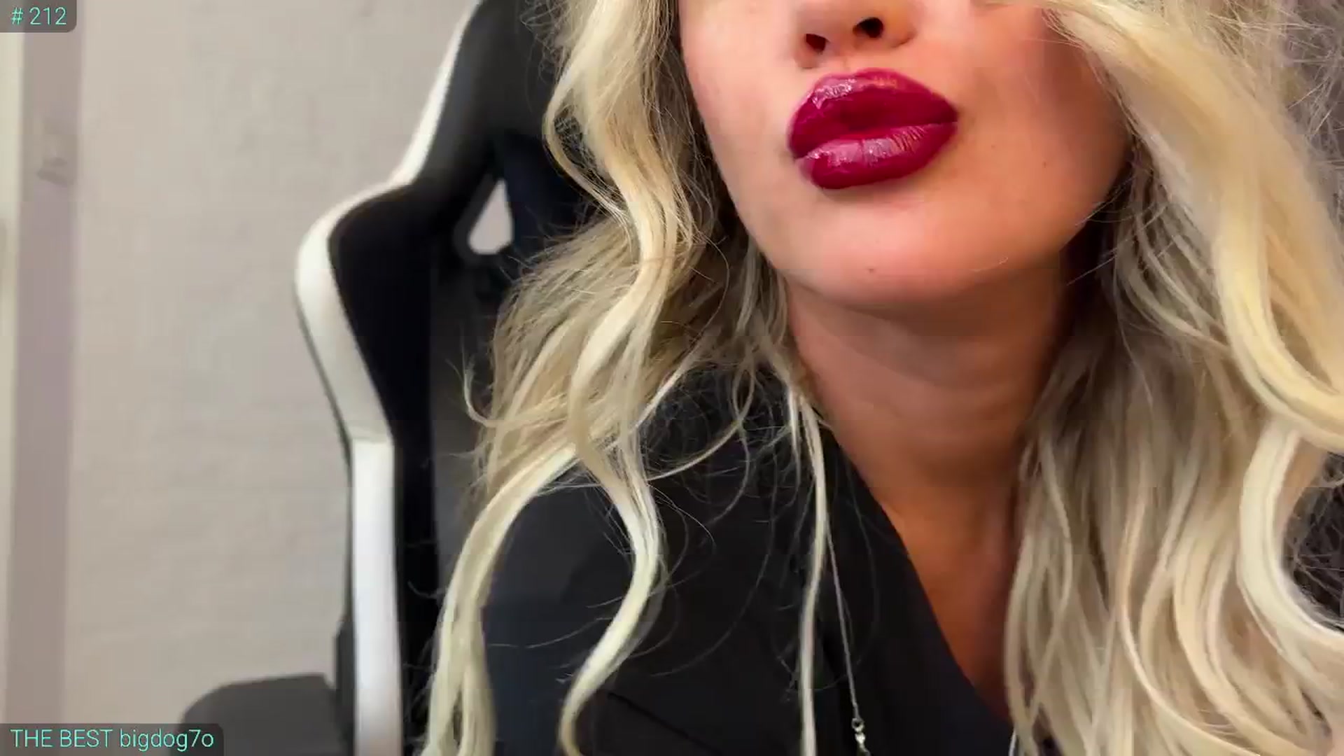 Gallery image thumbnail from AlexiAngel's myfreecams stream on, 09/28/2025, 07:08 image 11 of 20