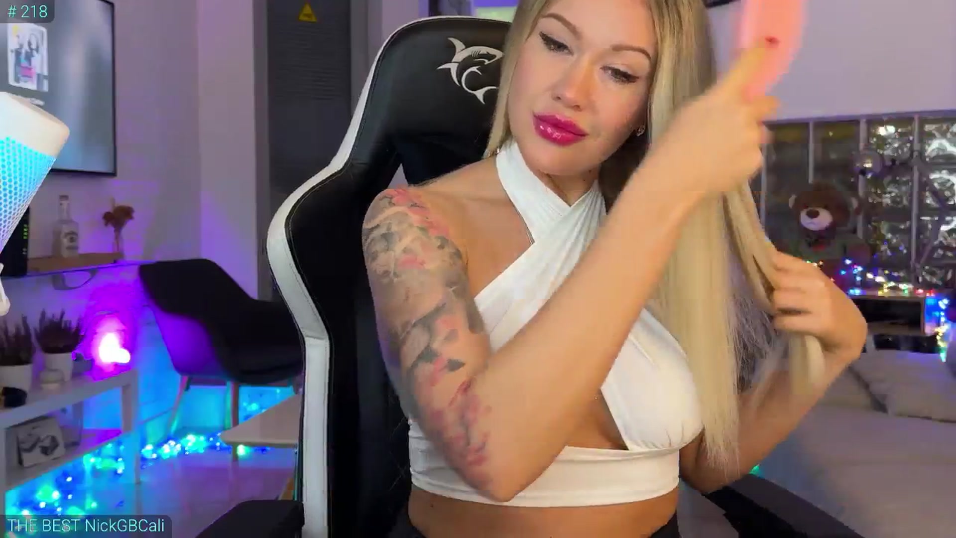 Gallery image thumbnail from AlexiAngel's myfreecams stream on, 09/29/2025, 06:07 image 13 of 20