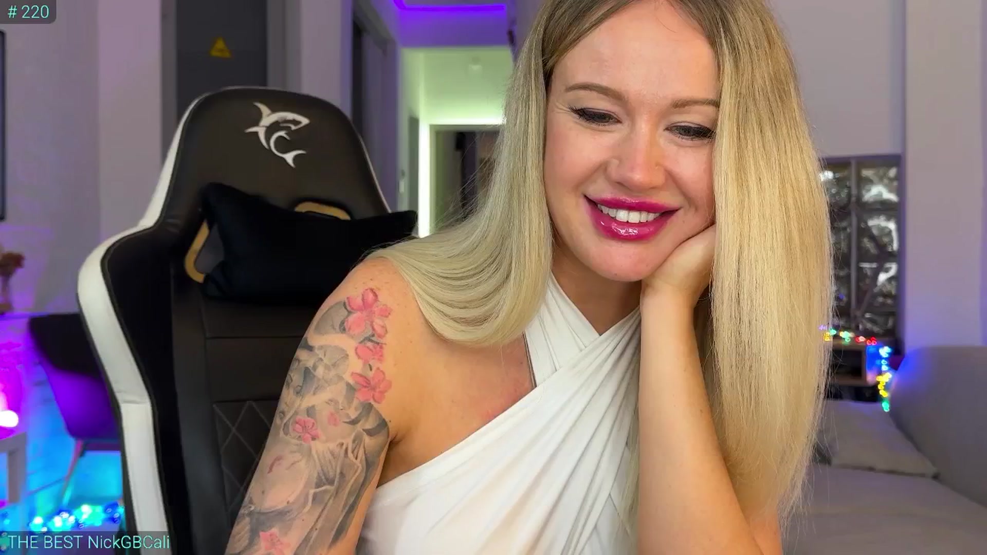 Gallery image thumbnail from AlexiAngel's myfreecams stream on, 09/29/2025, 07:01 image 15 of 20