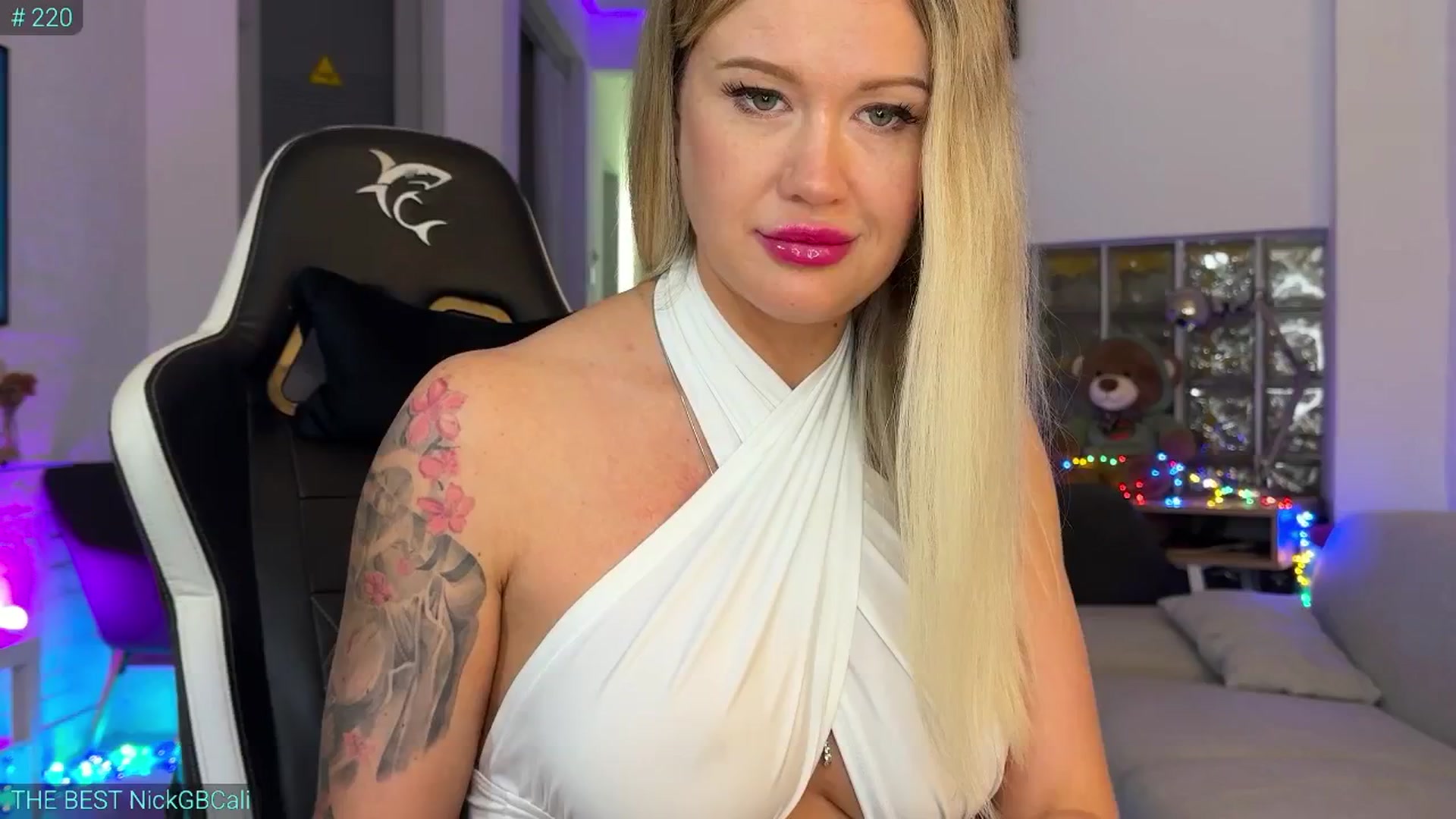 Gallery image thumbnail from AlexiAngel's myfreecams stream on, 09/29/2025, 07:01 image 20 of 20