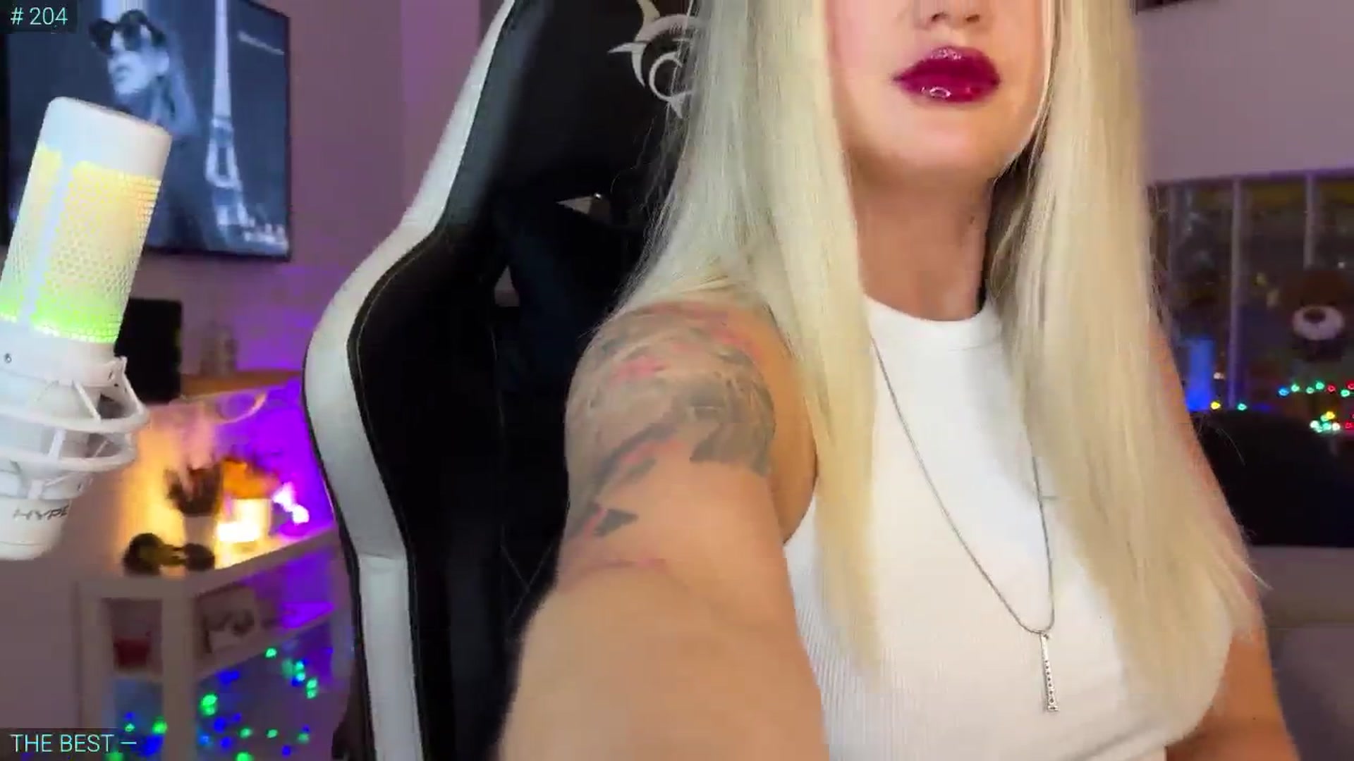 Gallery image thumbnail from AlexiAngel's myfreecams stream on, 10/06/2025, 16:20 image 18 of 20