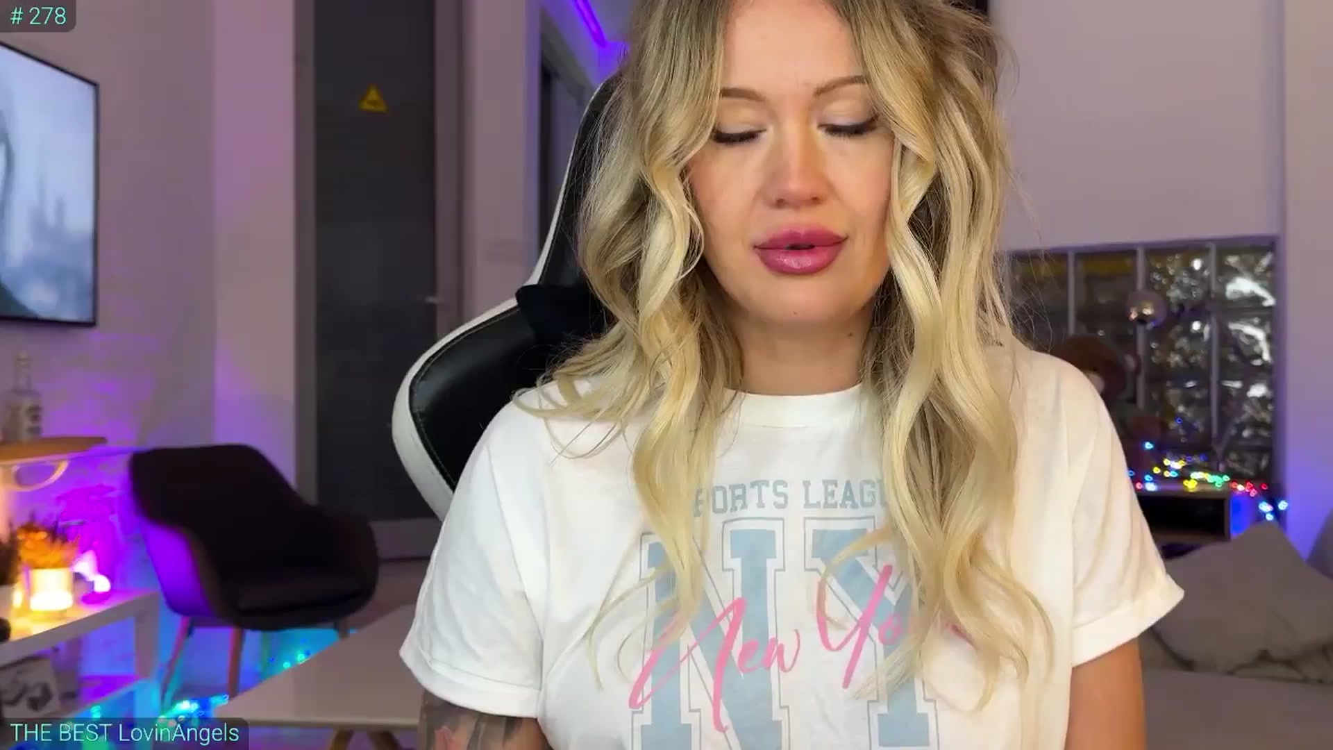 Gallery image thumbnail from AlexiAngel's myfreecams stream on, 10/14/2025, 05:41 image 16 of 20