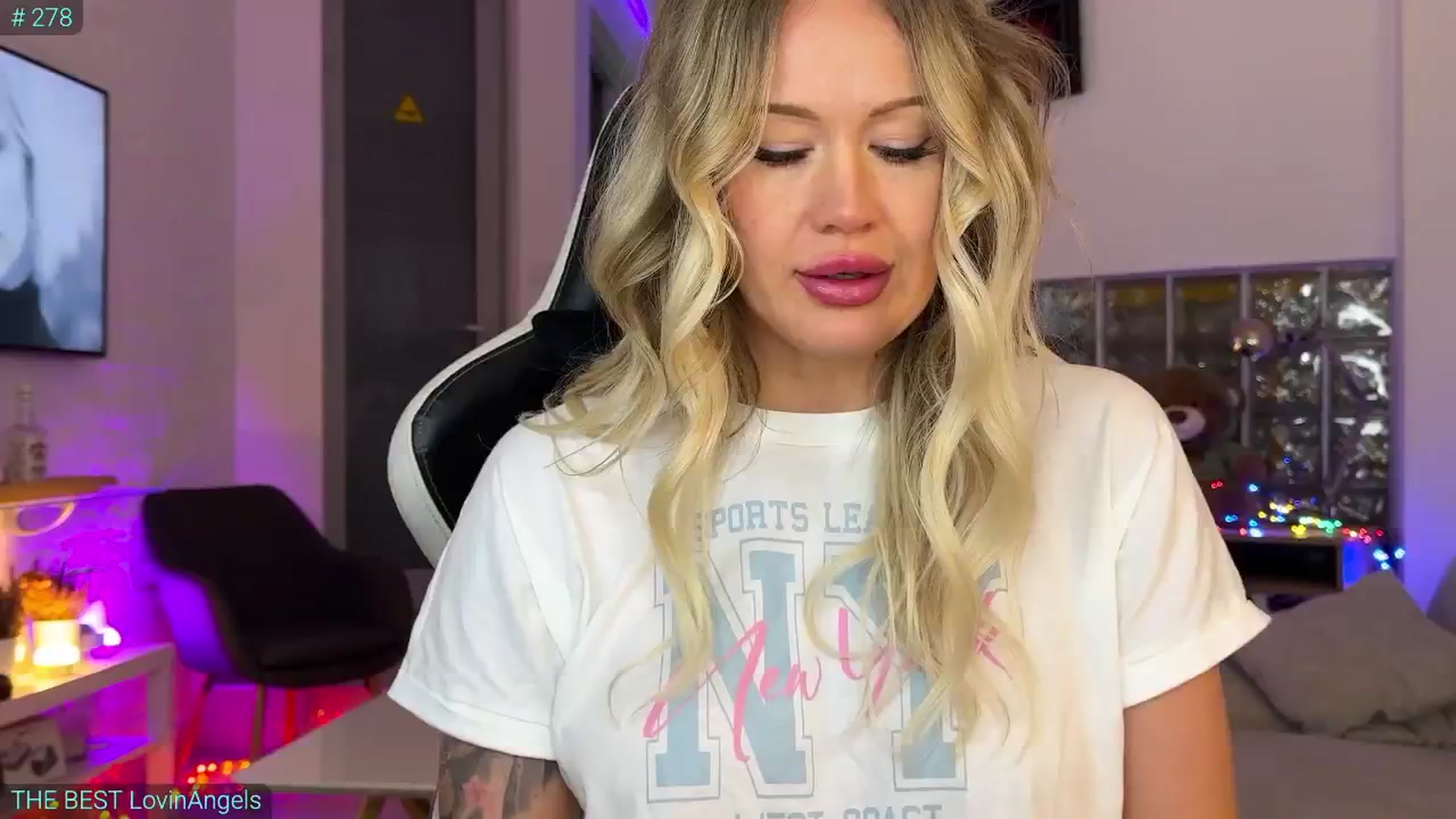 Gallery image thumbnail from AlexiAngel's myfreecams stream on, 10/14/2025, 05:41 image 15 of 20