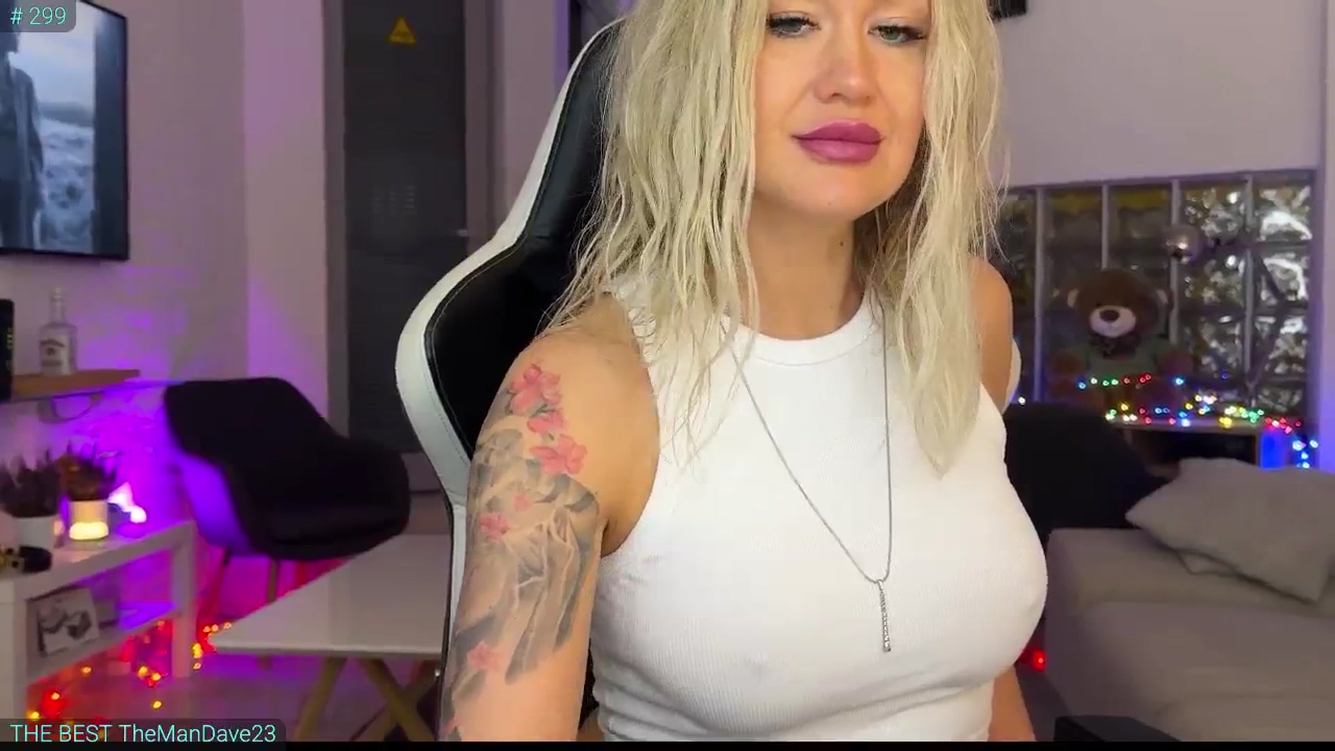 Gallery image thumbnail from AlexiAngel's myfreecams stream on, 10/24/2025, 06:53 image 20 of 20