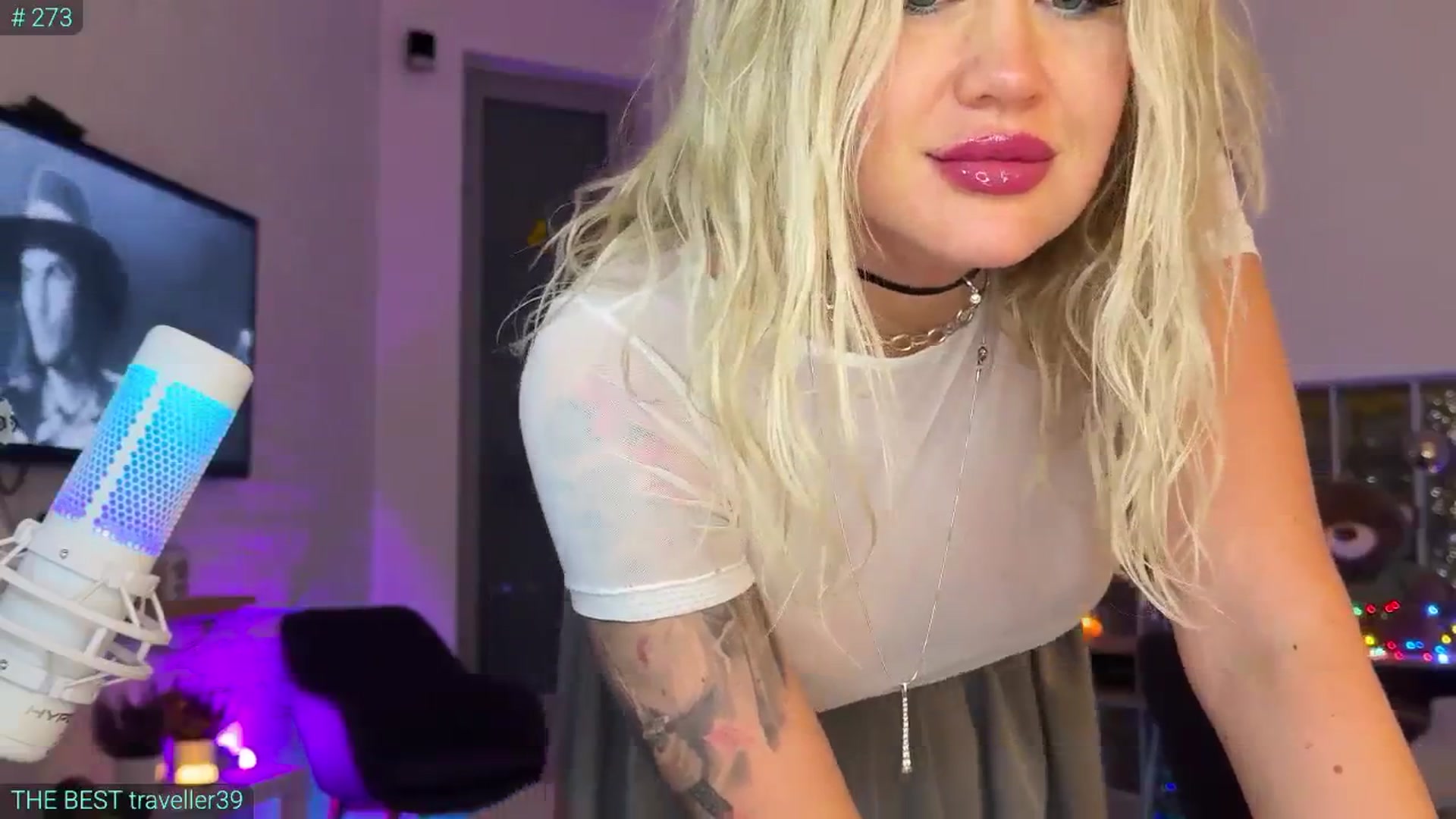 Gallery image thumbnail from AlexiAngel's myfreecams stream on, 10/24/2025, 17:51 image 14 of 20
