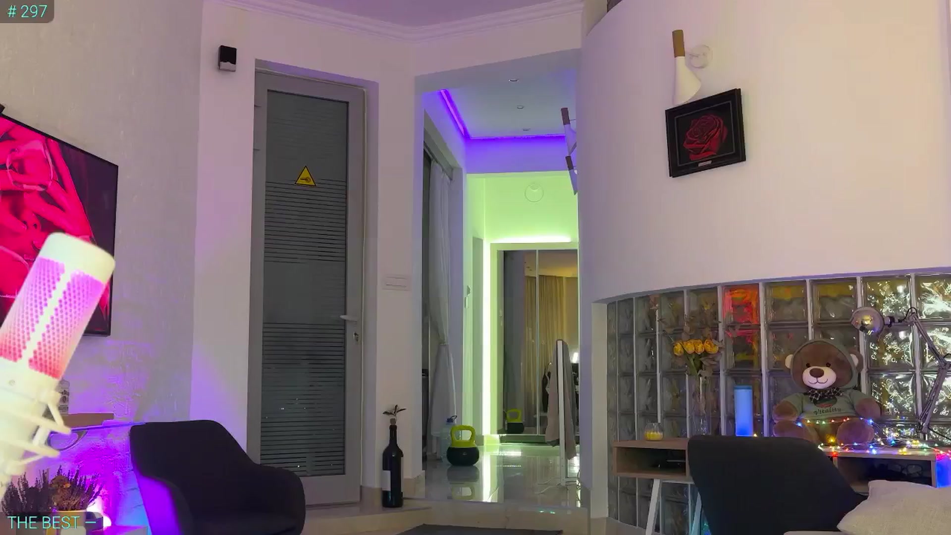 Gallery image thumbnail from AlexiAngel's myfreecams stream on, 10/26/2025, 07:58 image 6 of 20