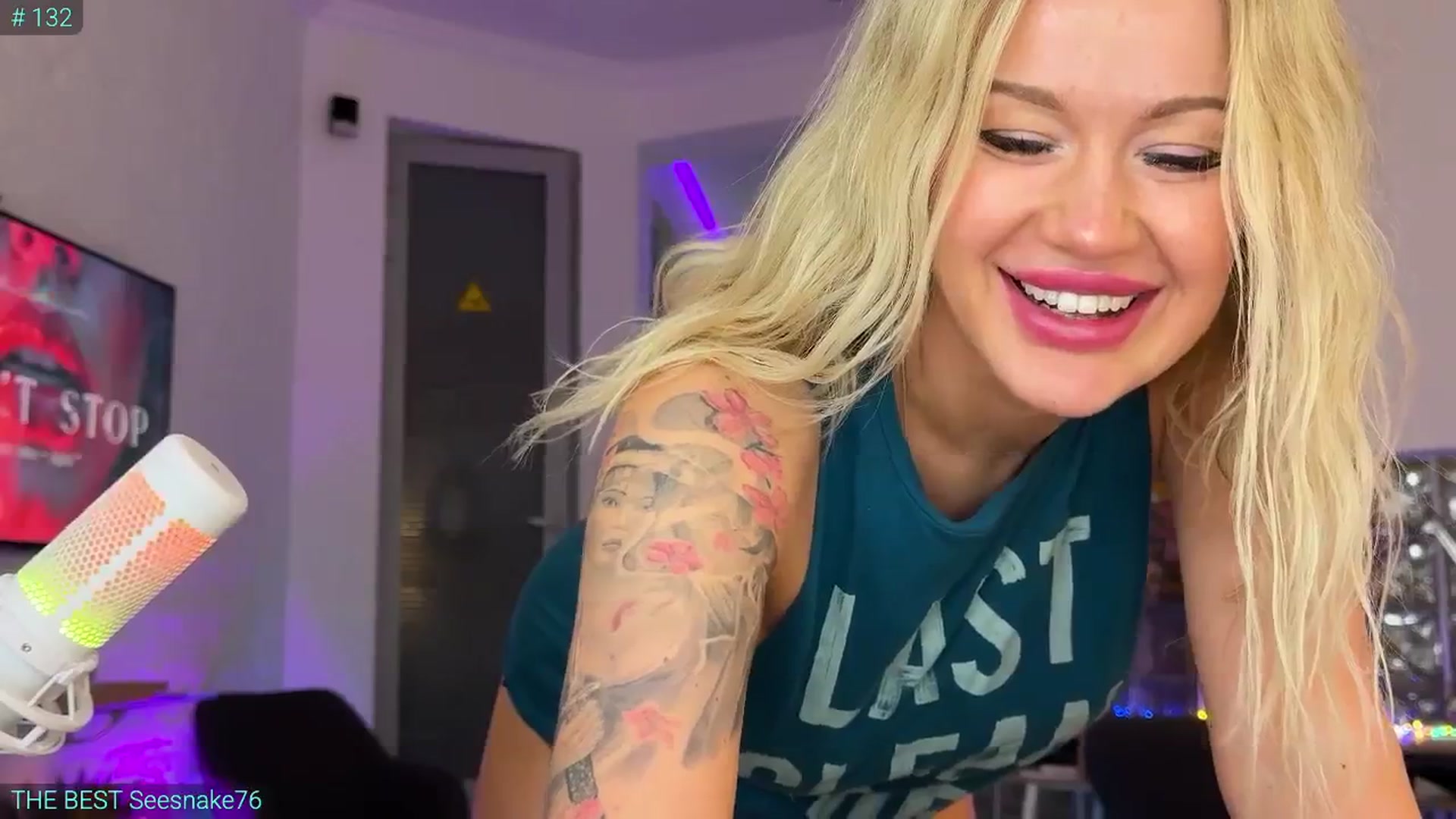 Gallery image thumbnail from AlexiAngel's myfreecams stream on, 11/02/2025, 07:54 image 8 of 20