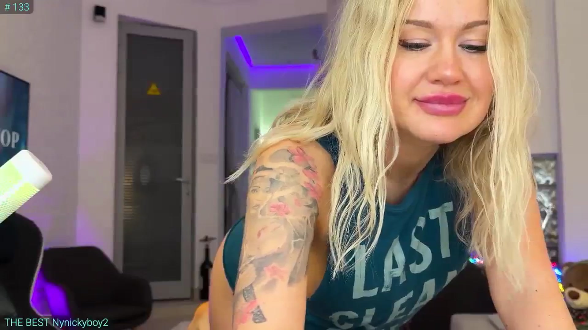 Gallery image thumbnail from AlexiAngel's myfreecams stream on, 11/02/2025, 07:54 image 16 of 20