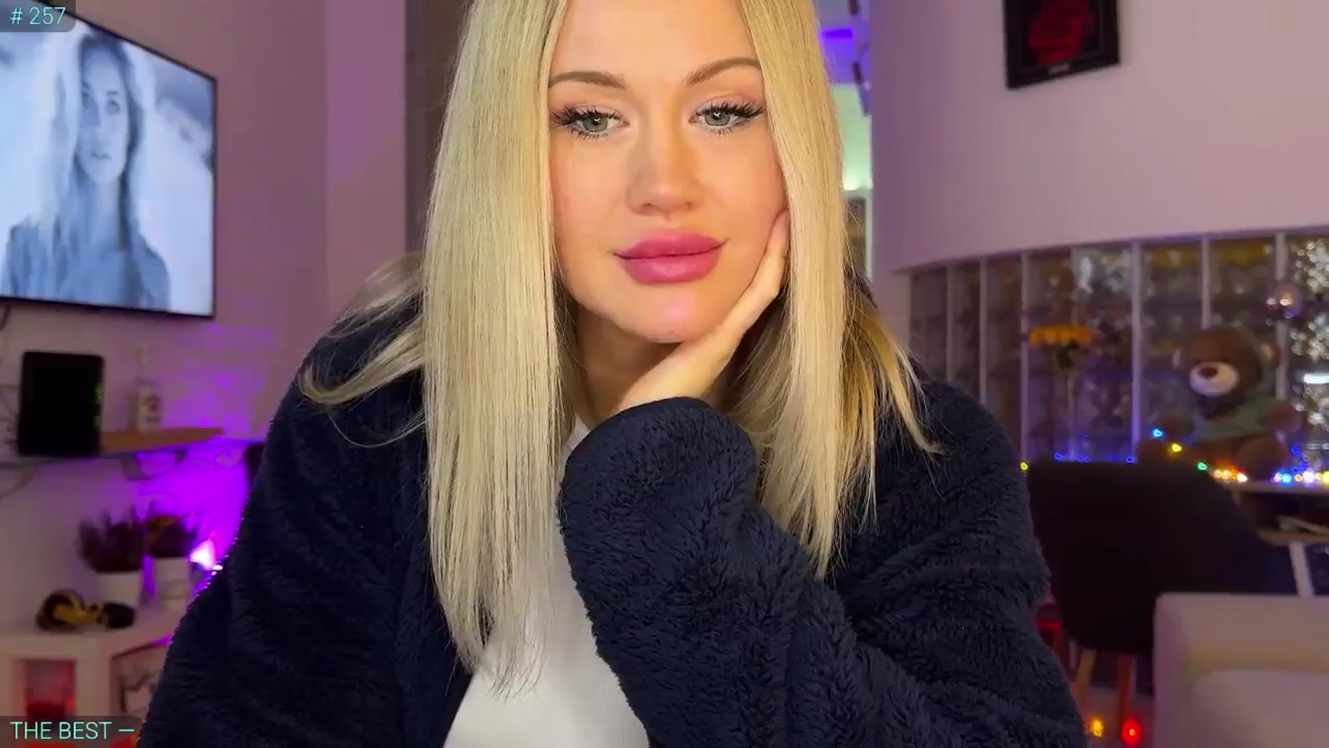 Gallery image thumbnail from AlexiAngel's myfreecams stream on, 11/12/2025, 17:20 image 12 of 20
