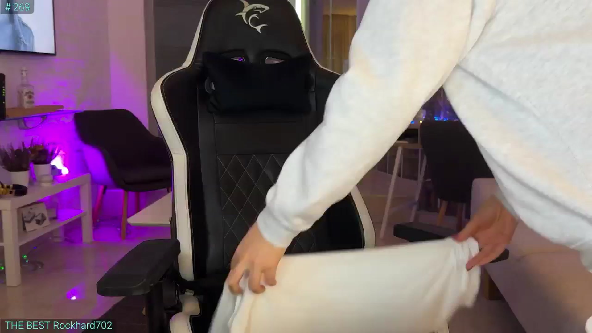 Gallery image thumbnail from AlexiAngel's myfreecams stream on, 11/13/2025, 17:18 image 4 of 20