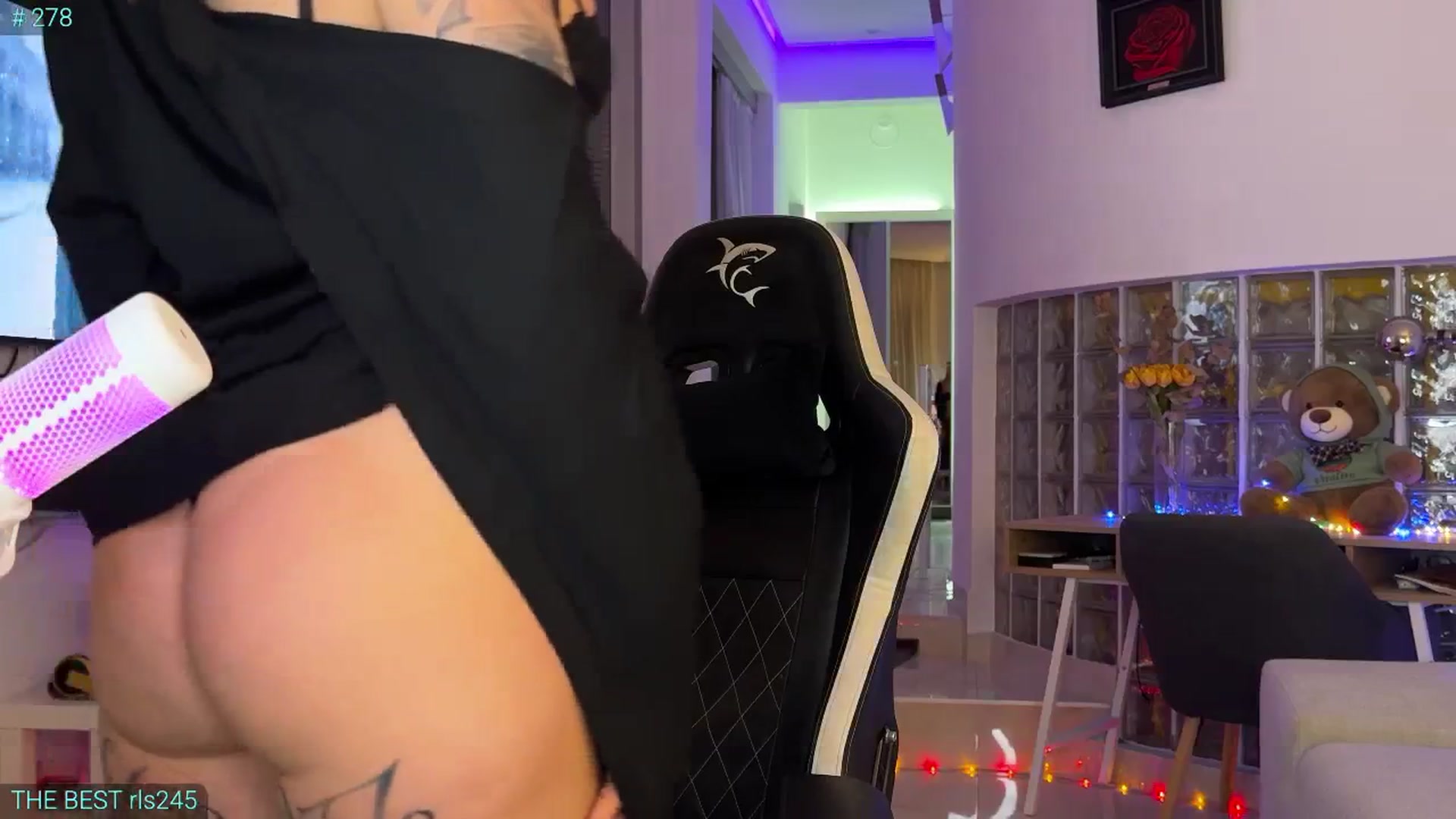 Gallery image thumbnail from AlexiAngel's myfreecams stream on, 11/15/2025, 17:54 image 20 of 20