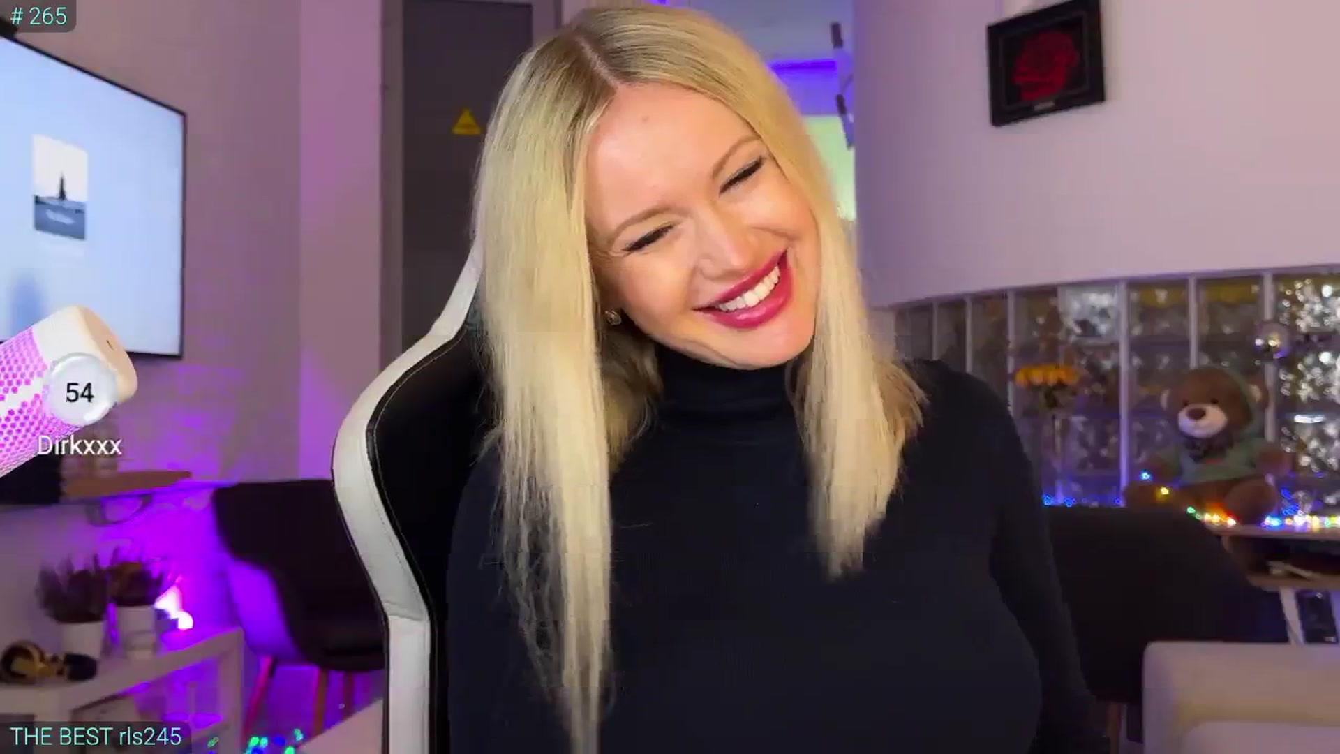 Gallery image thumbnail from AlexiAngel's myfreecams stream on, 11/15/2025, 18:53 image 13 of 20