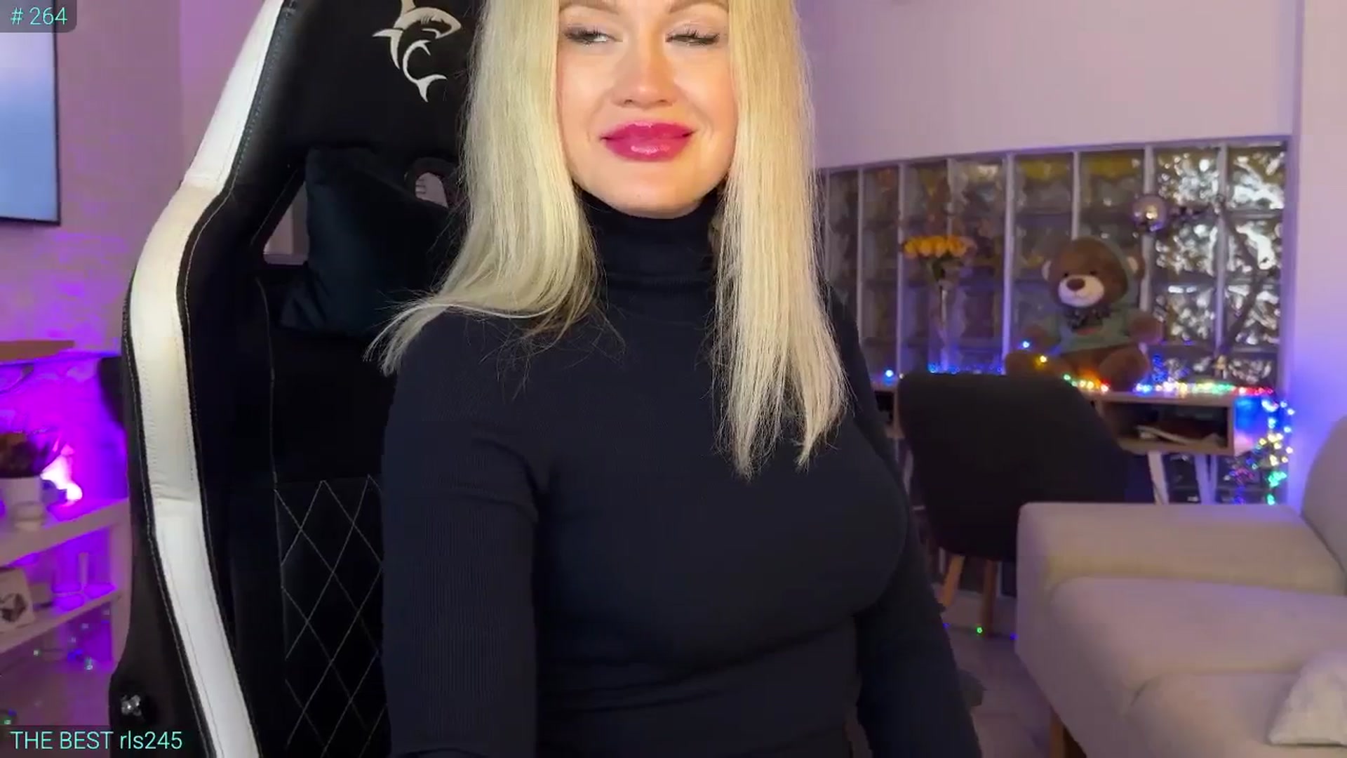Gallery image thumbnail from AlexiAngel's myfreecams stream on, 11/15/2025, 18:53 image 18 of 20