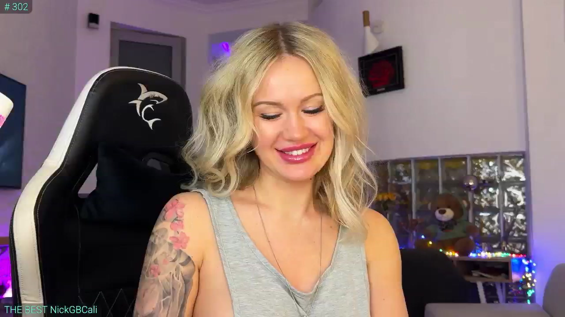 Gallery image thumbnail from AlexiAngel's myfreecams stream on, 11/20/2025, 07:07 image 7 of 20