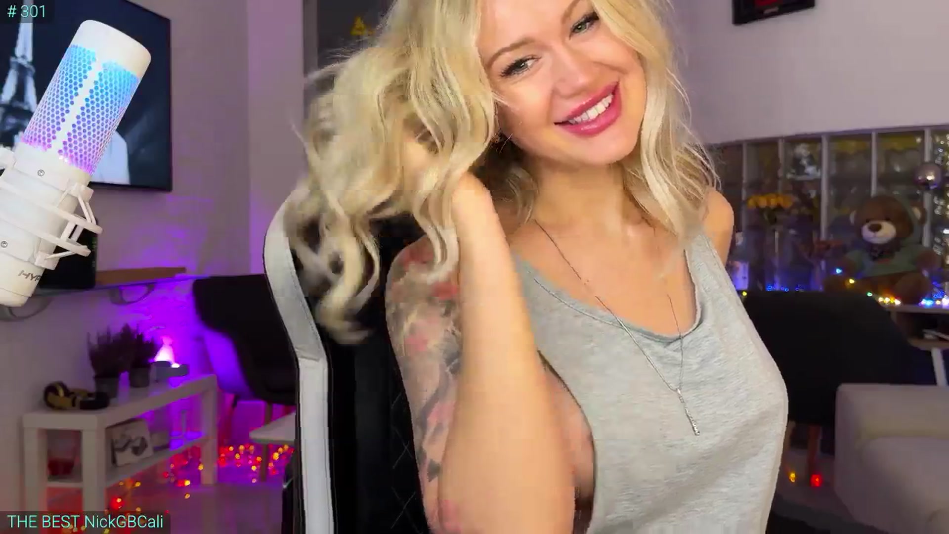 Gallery image thumbnail from AlexiAngel's myfreecams stream on, 11/20/2025, 07:07 image 10 of 20