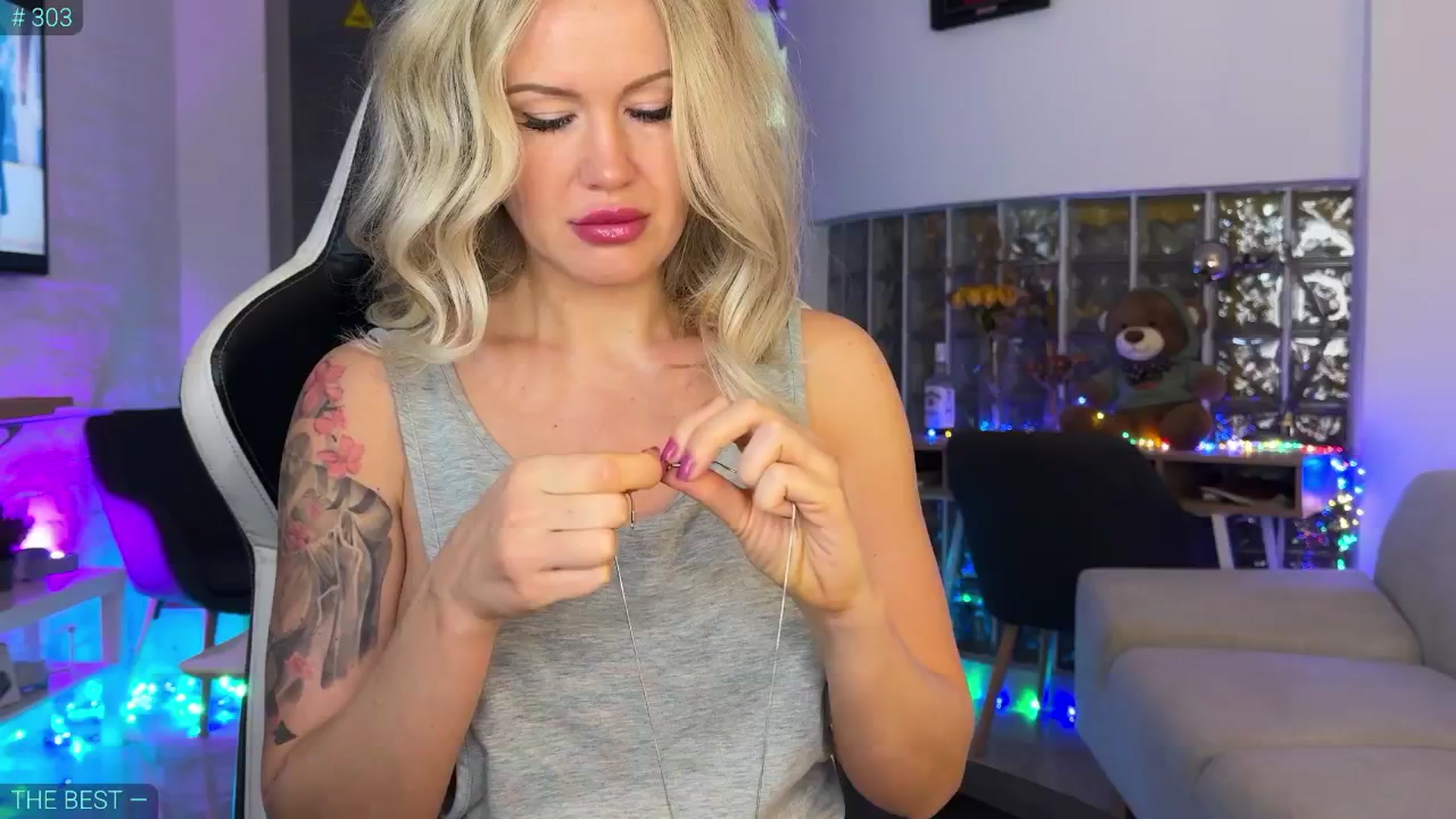 Gallery image thumbnail from AlexiAngel's myfreecams stream on, 11/20/2025, 07:07 image 1 of 20