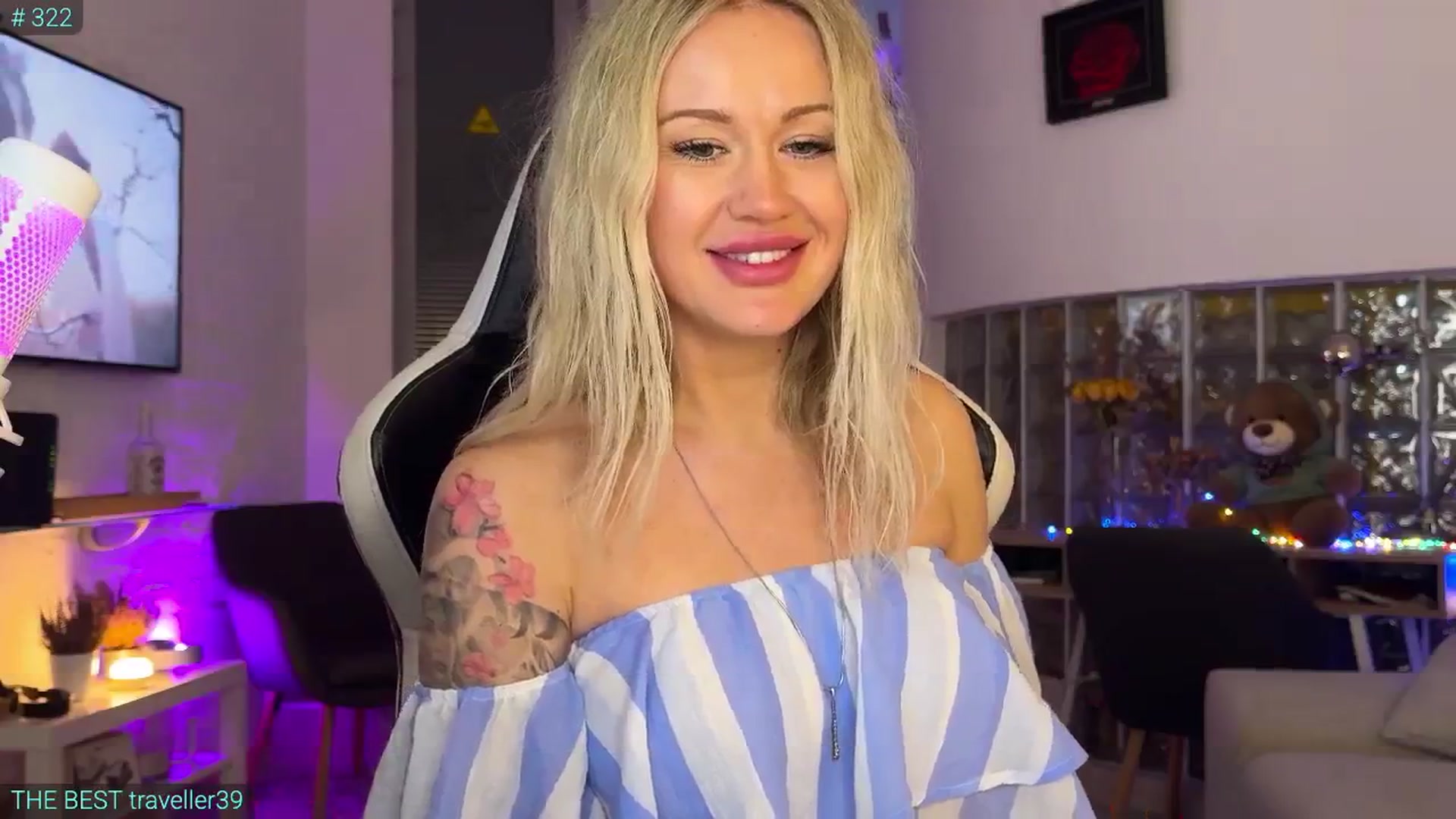 Gallery image thumbnail from AlexiAngel's myfreecams stream on, 11/22/2025, 08:10 image 6 of 20