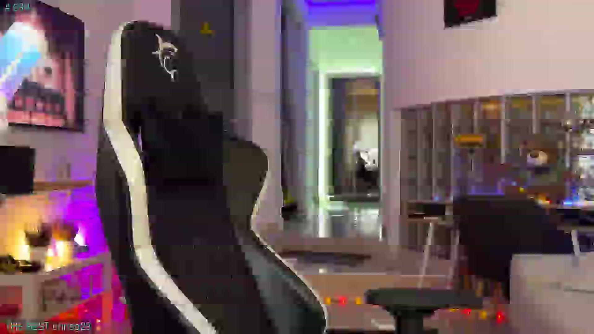 Gallery image thumbnail from AlexiAngel's myfreecams stream on, 12/05/2025, 07:42 image 16 of 20