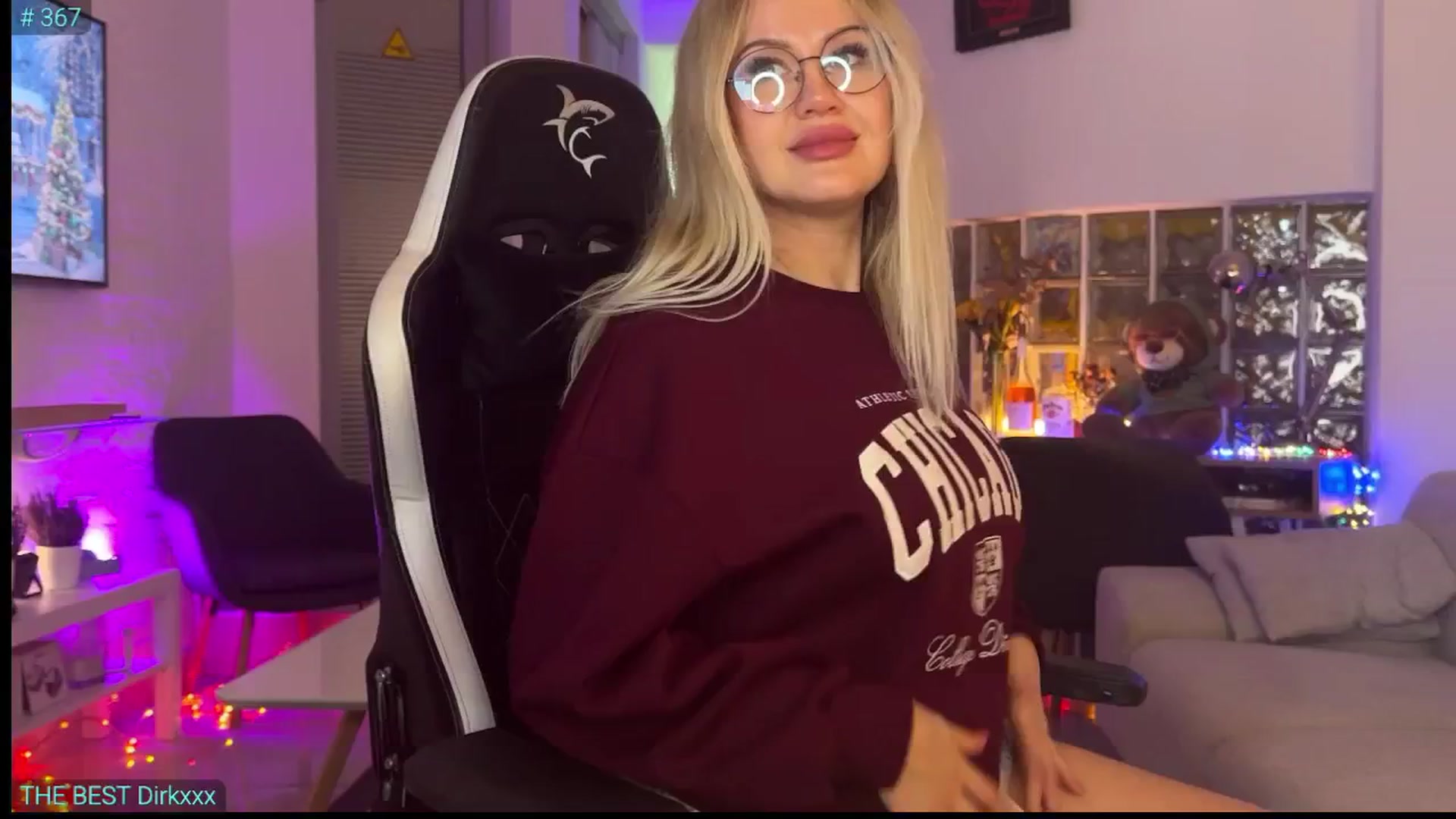 Gallery image thumbnail from AlexiAngel's myfreecams stream on, 12/23/2025, 19:01 image 13 of 20