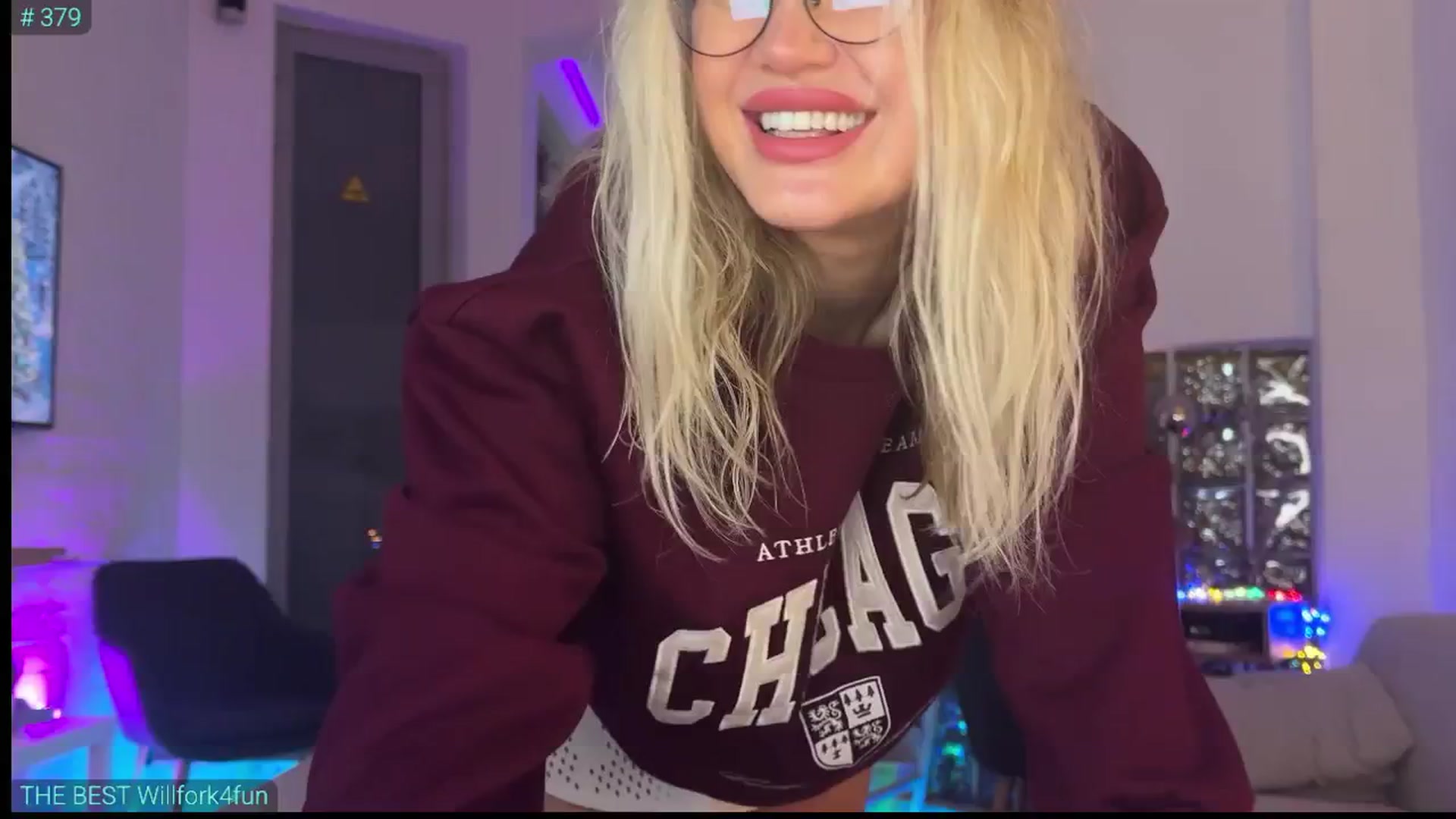 Gallery image thumbnail from AlexiAngel's myfreecams stream on, 12/24/2025, 06:19 image 19 of 20