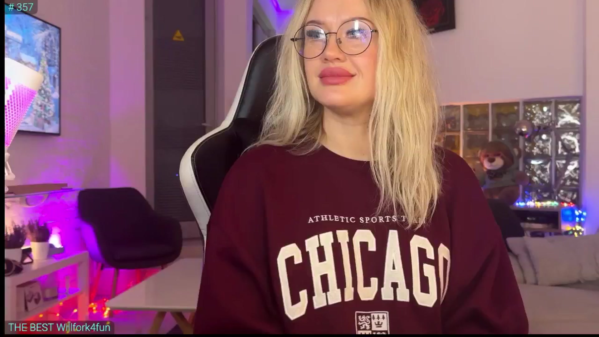 Gallery image thumbnail from AlexiAngel's myfreecams stream on, 12/24/2025, 08:11 image 12 of 20