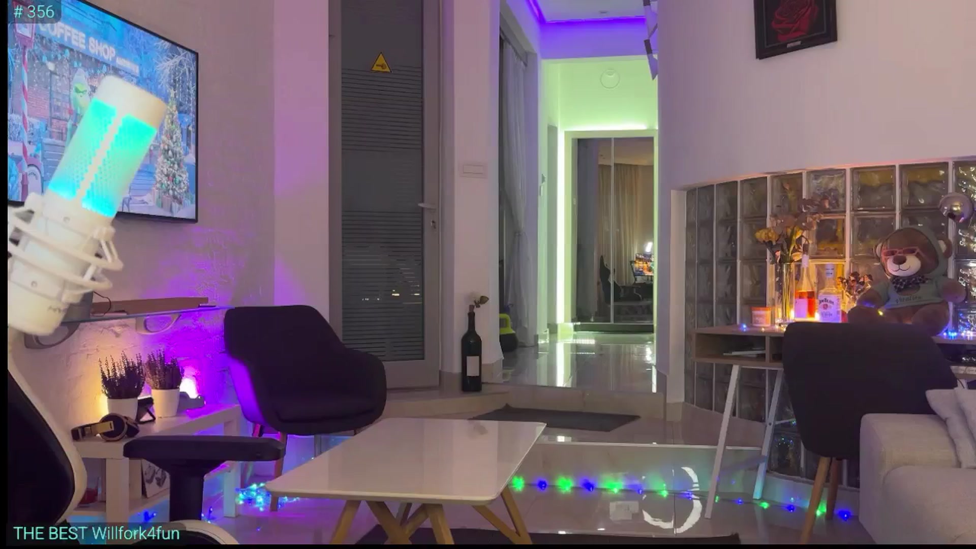 Gallery image thumbnail from AlexiAngel's myfreecams stream on, 12/24/2025, 08:11 image 3 of 20