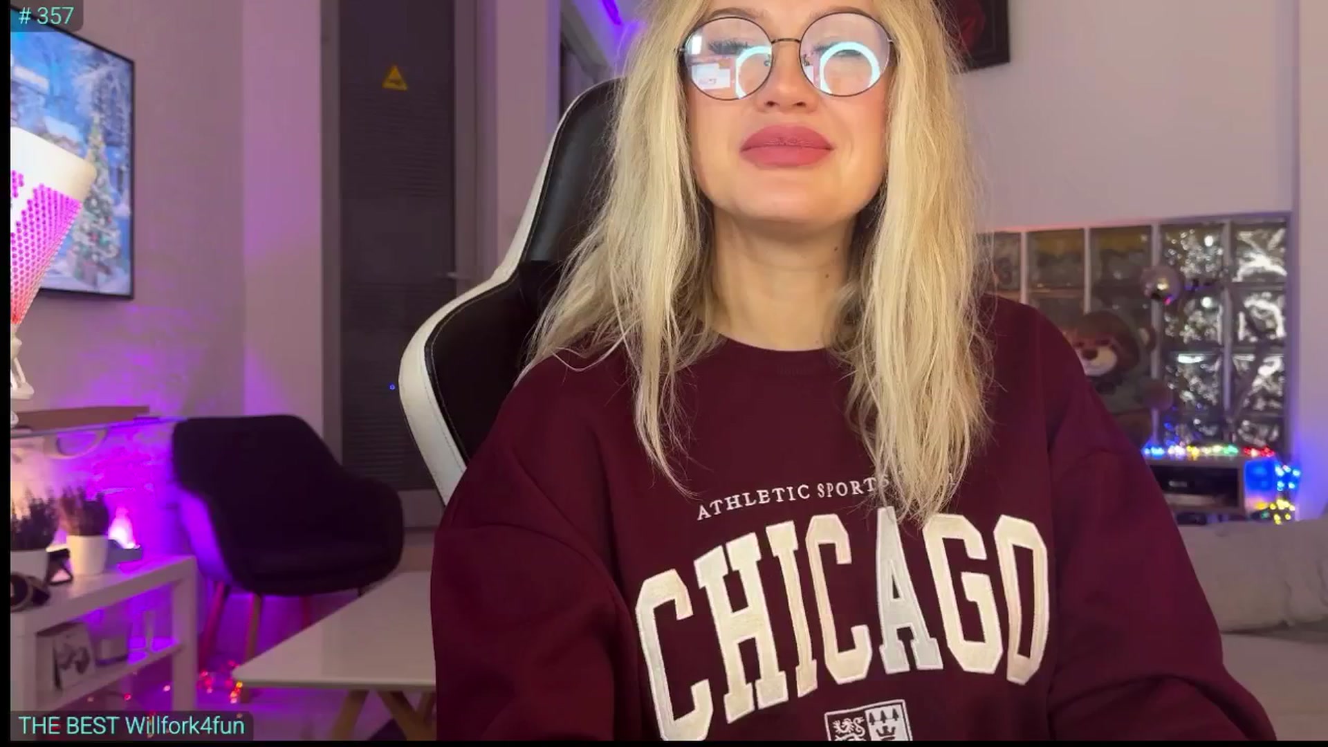 Gallery image thumbnail from AlexiAngel's myfreecams stream on, 12/24/2025, 08:11 image 14 of 20