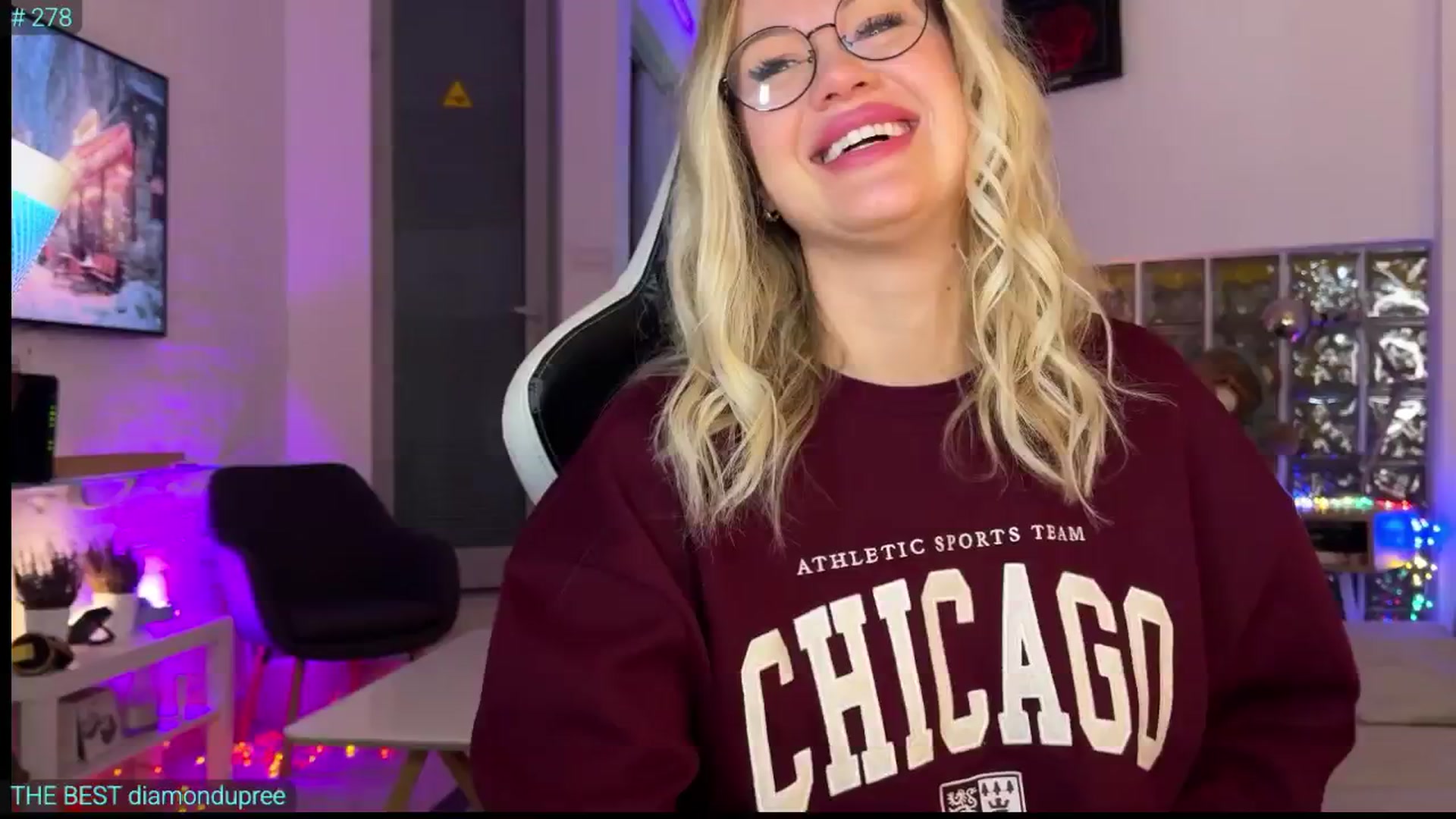 Gallery image thumbnail from AlexiAngel's myfreecams stream on, 12/28/2025, 17:28 image 17 of 20