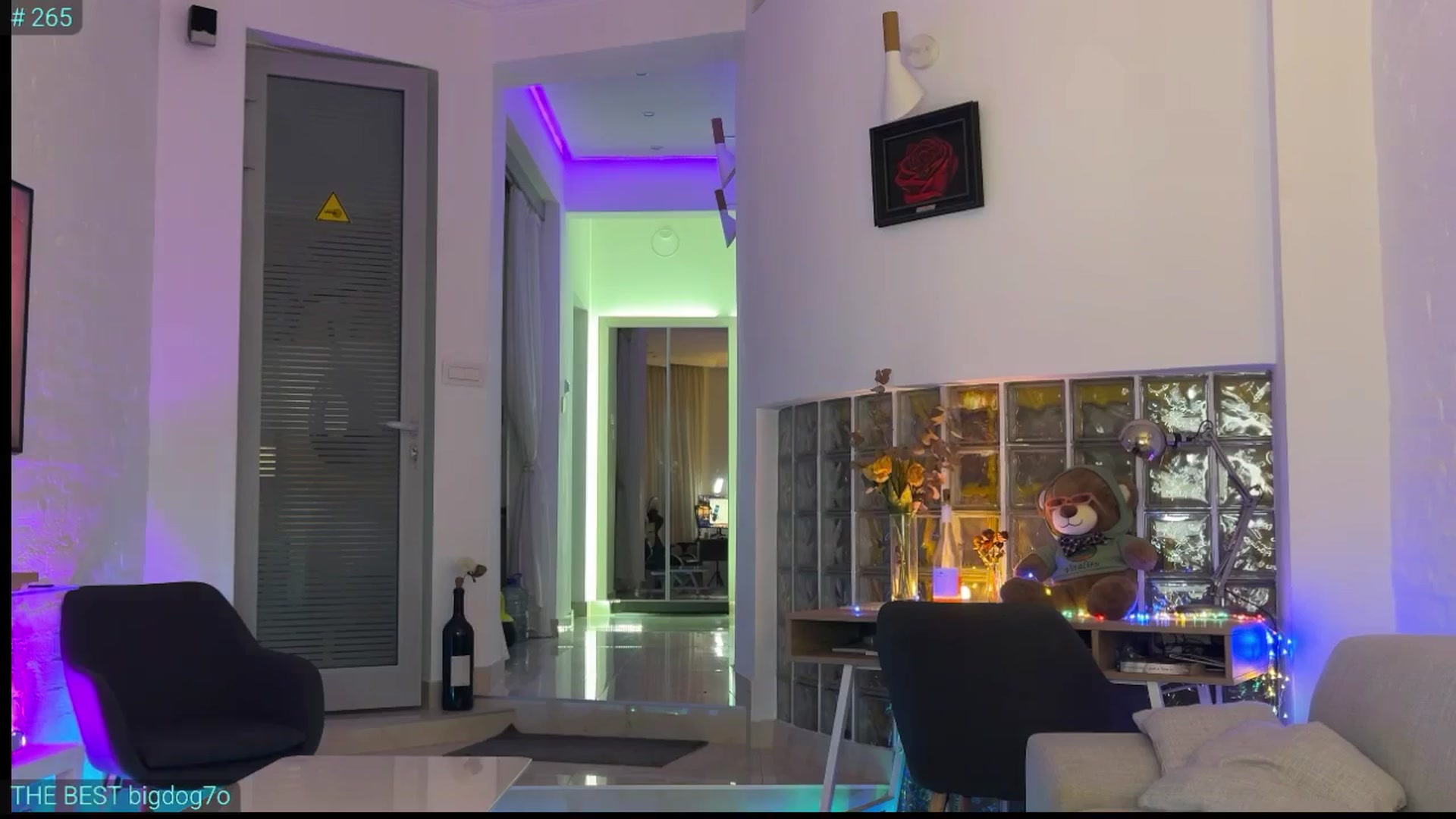 Gallery image thumbnail from AlexiAngel's myfreecams stream on, 01/01/2026, 07:59 image 4 of 20