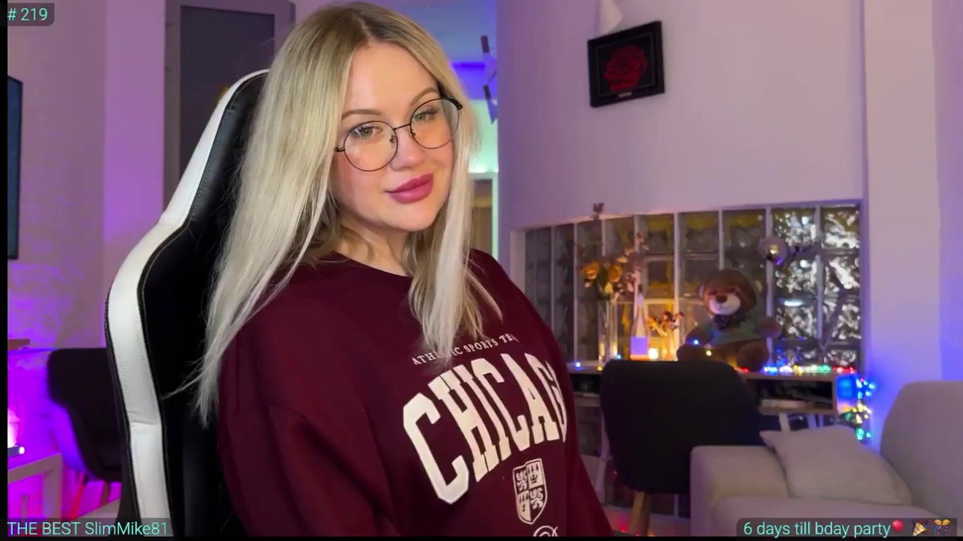 Gallery image thumbnail from AlexiAngel's myfreecams stream on, 01/02/2026, 18:20 image 15 of 20