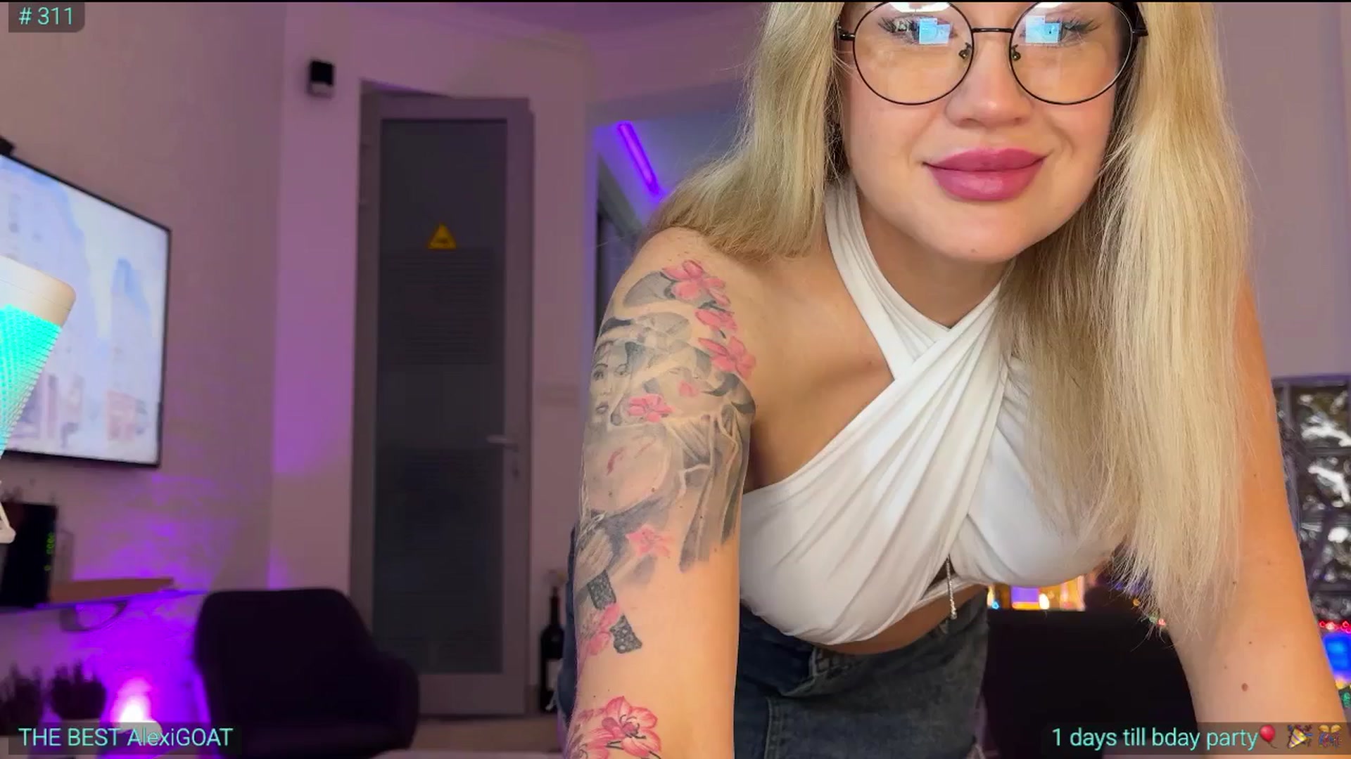 Gallery image thumbnail from AlexiAngel's myfreecams stream on, 01/07/2026, 07:11 image 3 of 20