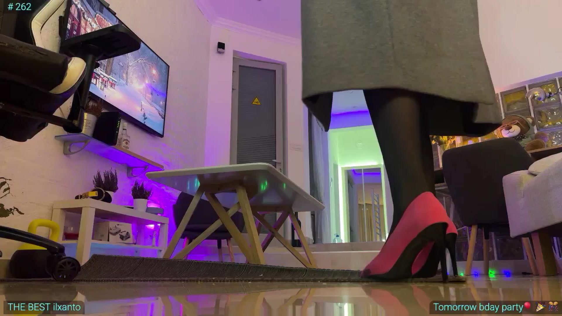 Gallery image thumbnail from AlexiAngel's myfreecams stream on, 01/08/2026, 19:36 image 5 of 20