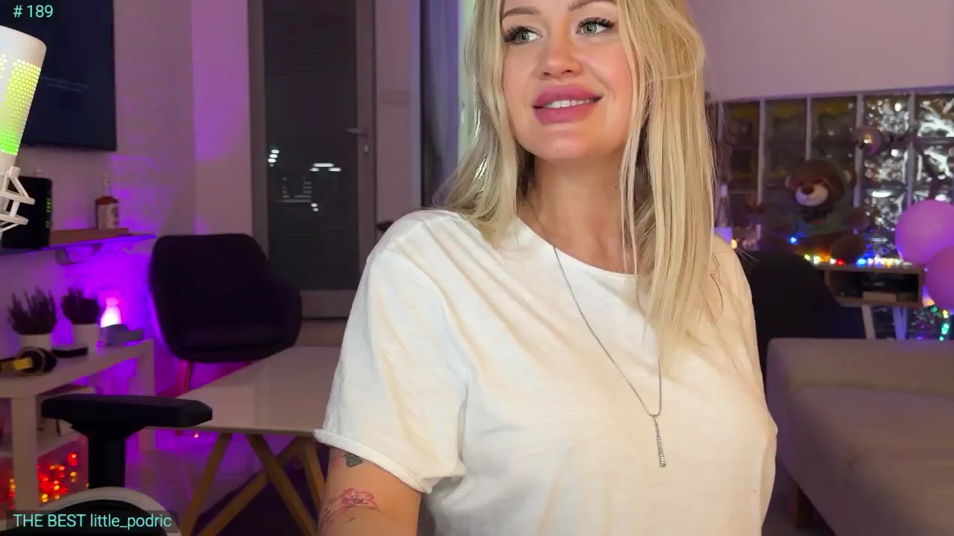 Gallery image thumbnail from AlexiAngel's myfreecams stream on, 01/15/2026, 19:21 image 20 of 20