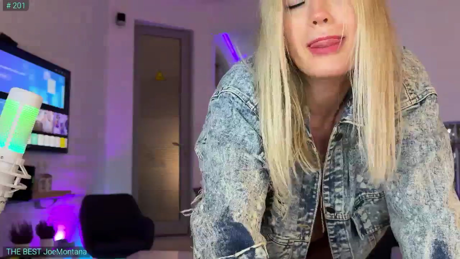 Gallery image thumbnail from AlexiAngel's myfreecams stream on, 01/17/2026, 18:45 image 13 of 20