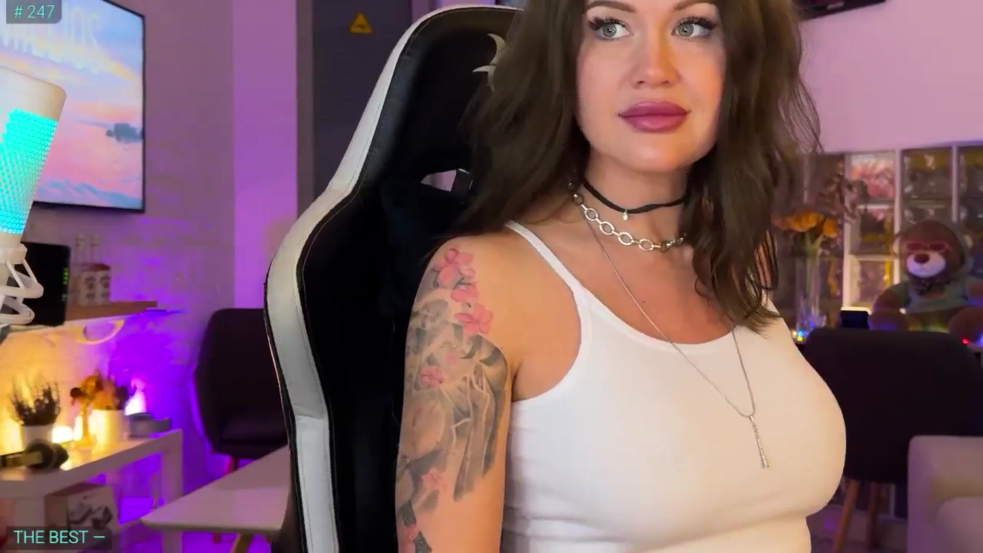 Gallery image thumbnail from AlexiAngel's myfreecams stream on, 01/29/2026, 17:55 image 19 of 20