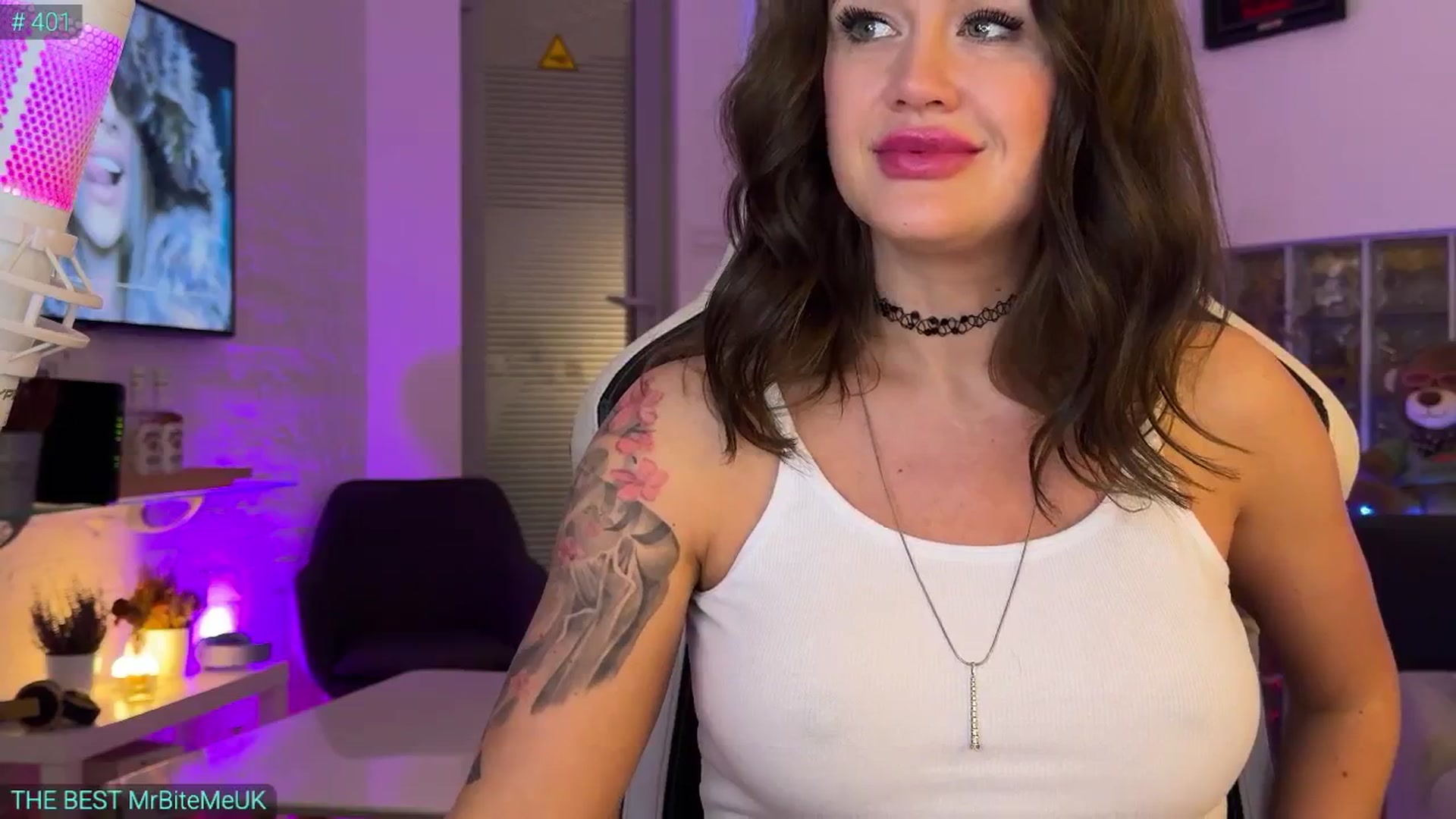 Gallery image thumbnail from AlexiAngel's myfreecams stream on, 02/06/2026, 18:44 image 15 of 20