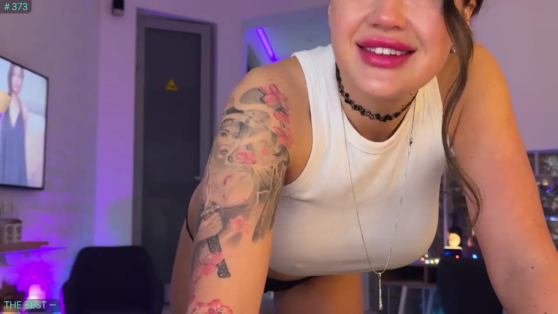 Gallery image thumbnail from AlexiAngel's myfreecams stream on, 02/09/2026, 06:02 image 16 of 20