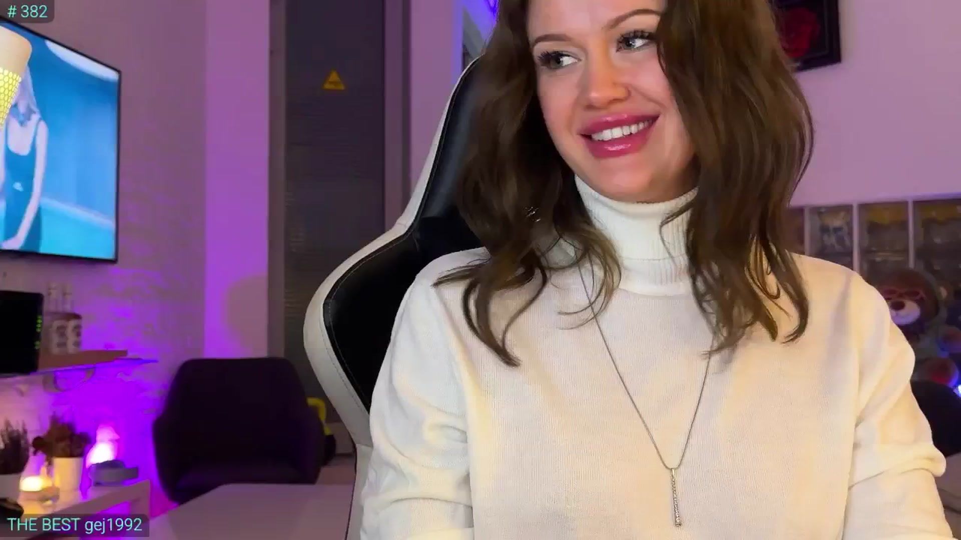 Gallery image thumbnail from AlexiAngel's myfreecams stream on, 02/10/2026, 18:15 image 18 of 20