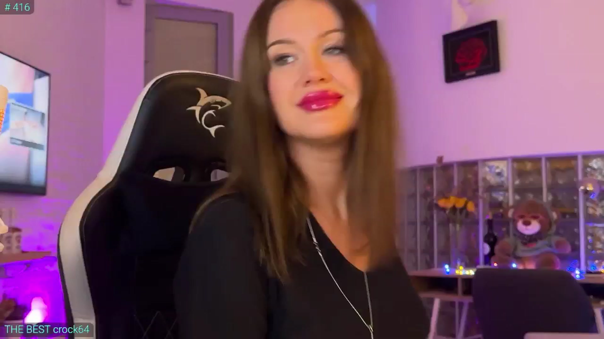 Gallery image thumbnail from AlexiAngel's myfreecams stream on, 02/14/2026, 16:38 image 14 of 20