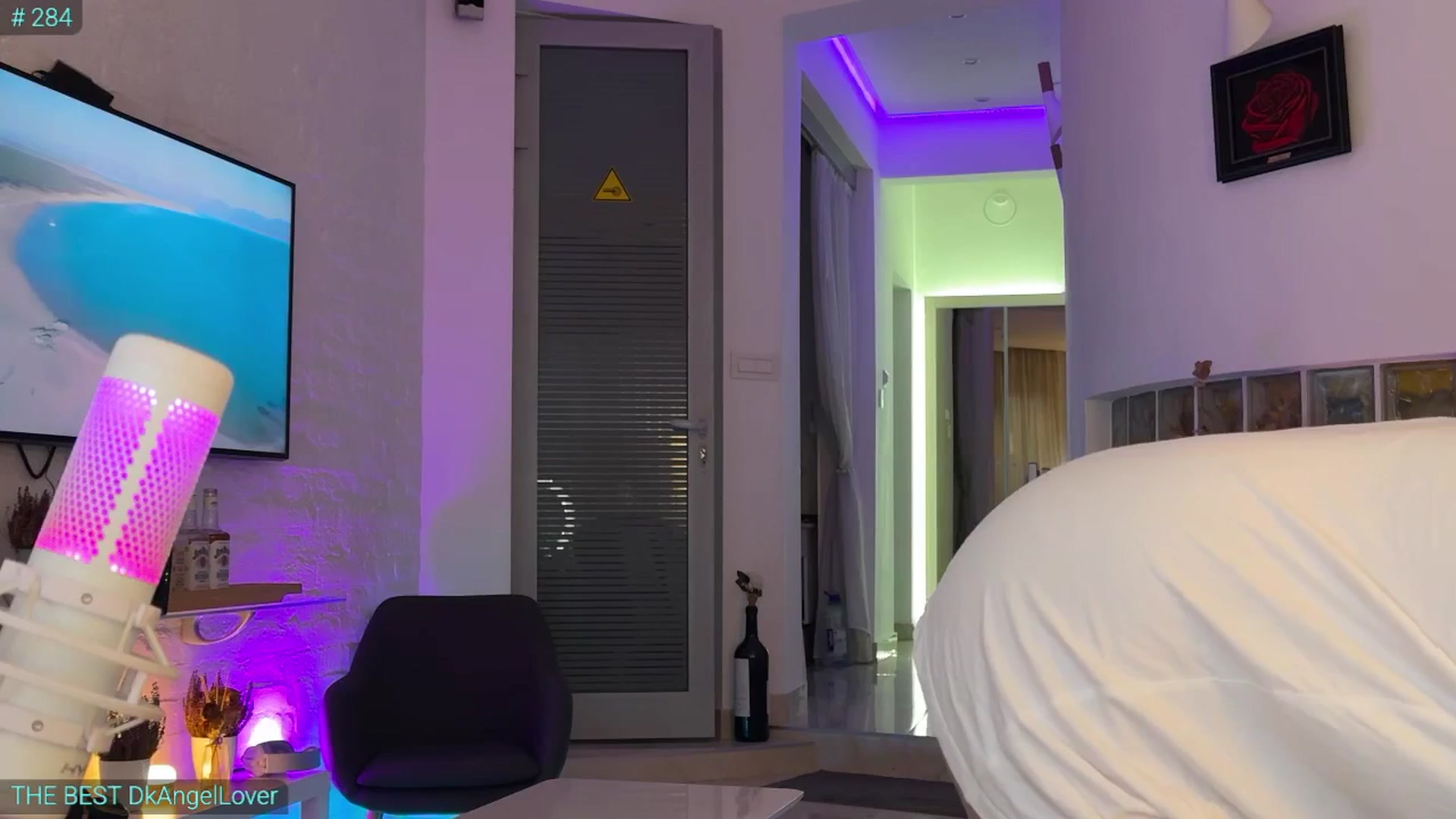 Gallery image thumbnail from AlexiAngel's myfreecams stream on, 02/24/2026, 08:13 image 17 of 20
