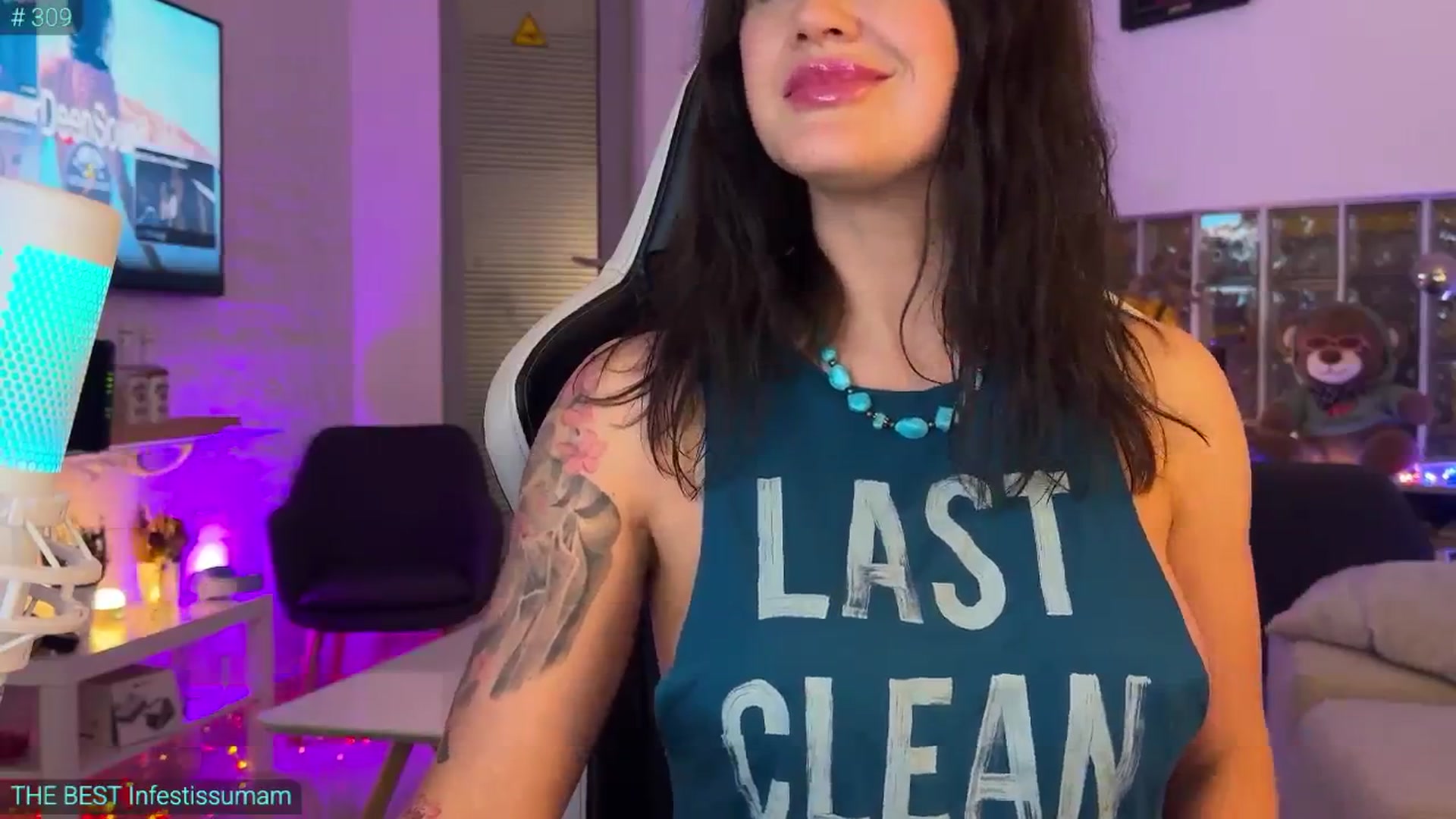 Gallery image thumbnail from AlexiAngel's myfreecams stream on, 02/26/2026, 18:37 image 19 of 20