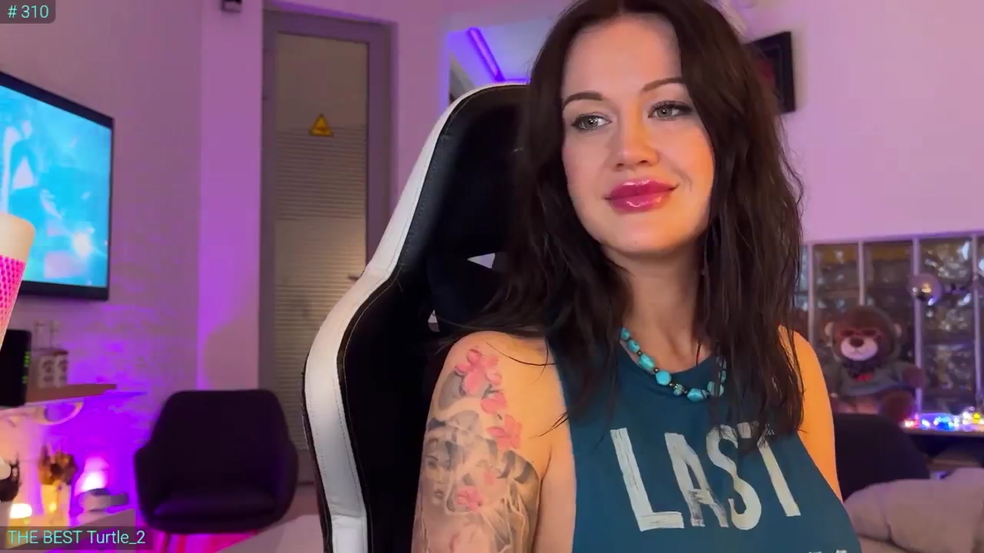 Gallery image thumbnail from AlexiAngel's myfreecams stream on, 02/26/2026, 18:37 image 11 of 20