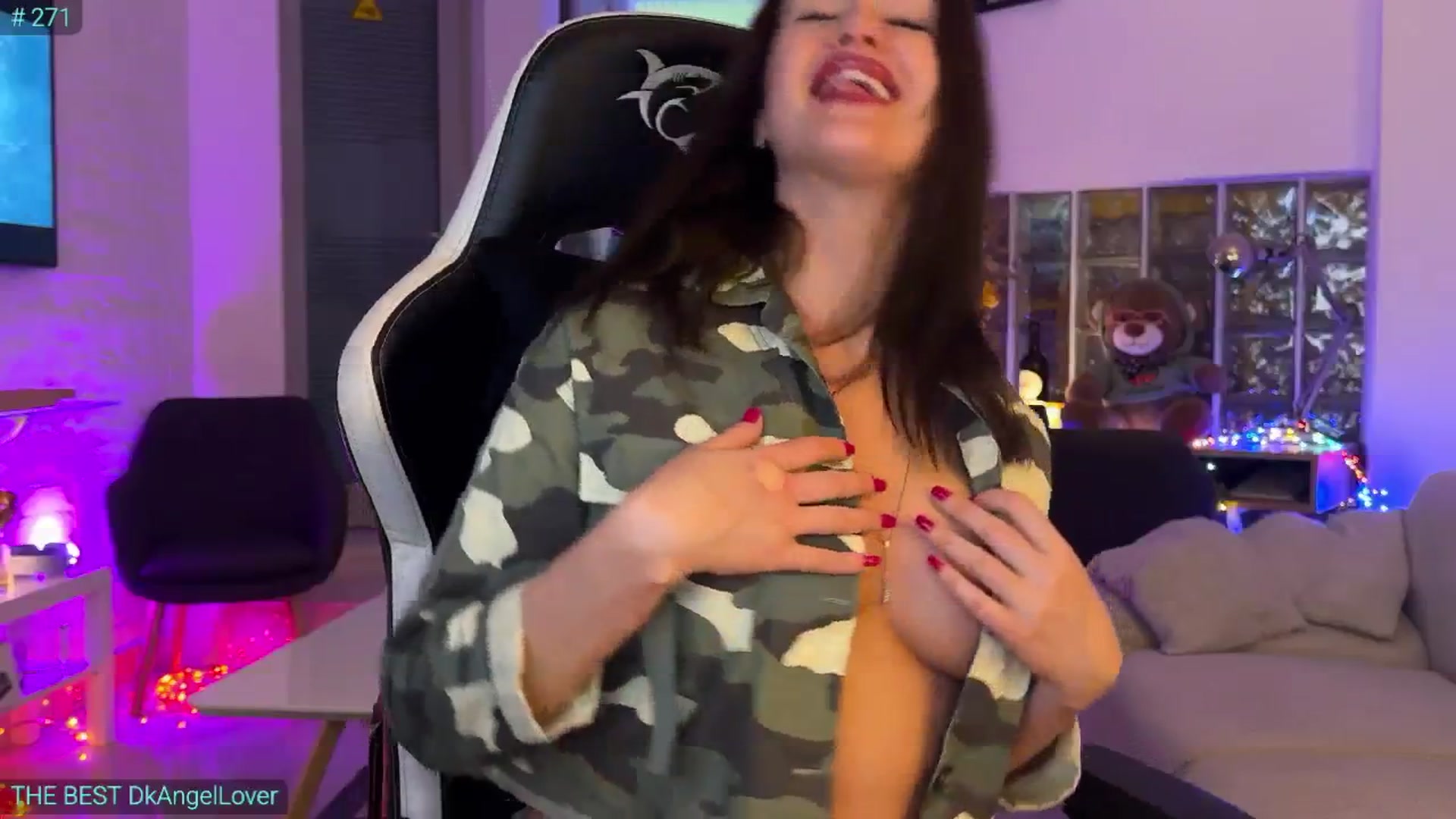 Gallery image thumbnail from AlexiAngel's myfreecams stream on, 02/28/2026, 17:44 image 18 of 20